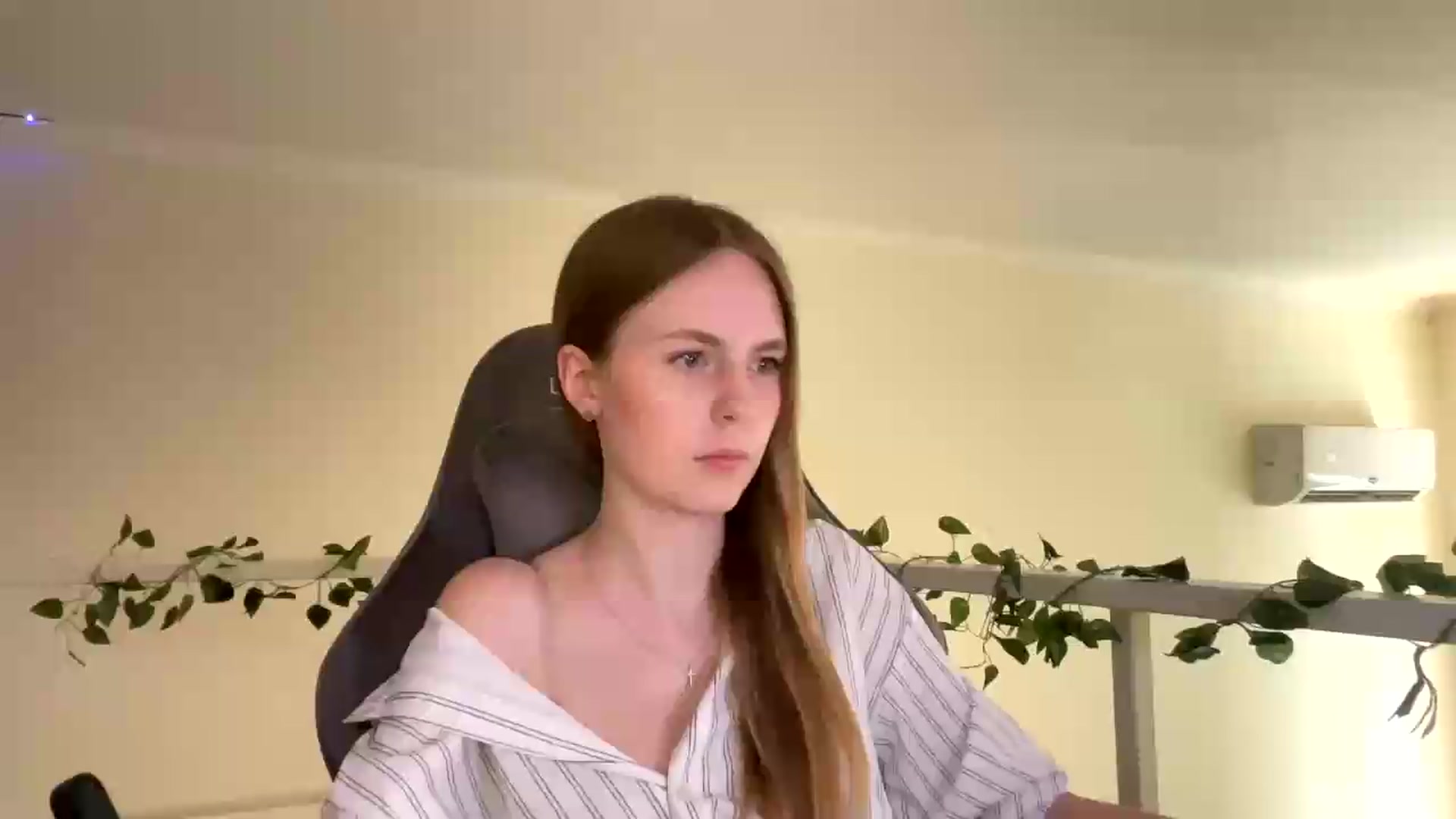 Gallery image thumbnail from SelinaMynx's myfreecams stream on, 07/02/2026, 10:50 image 14 of 20