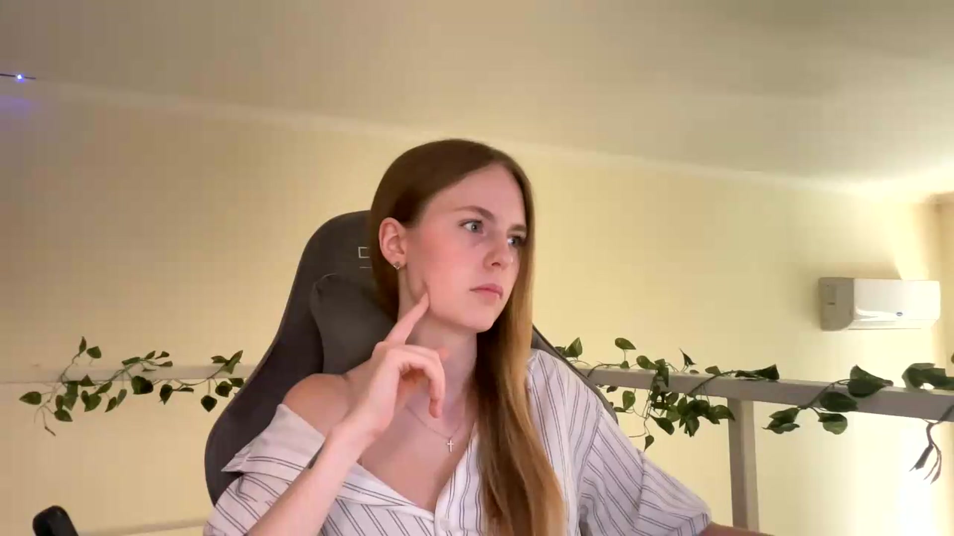 Gallery image thumbnail from SelinaMynx's myfreecams stream on, 07/02/2026, 10:50 image 16 of 20