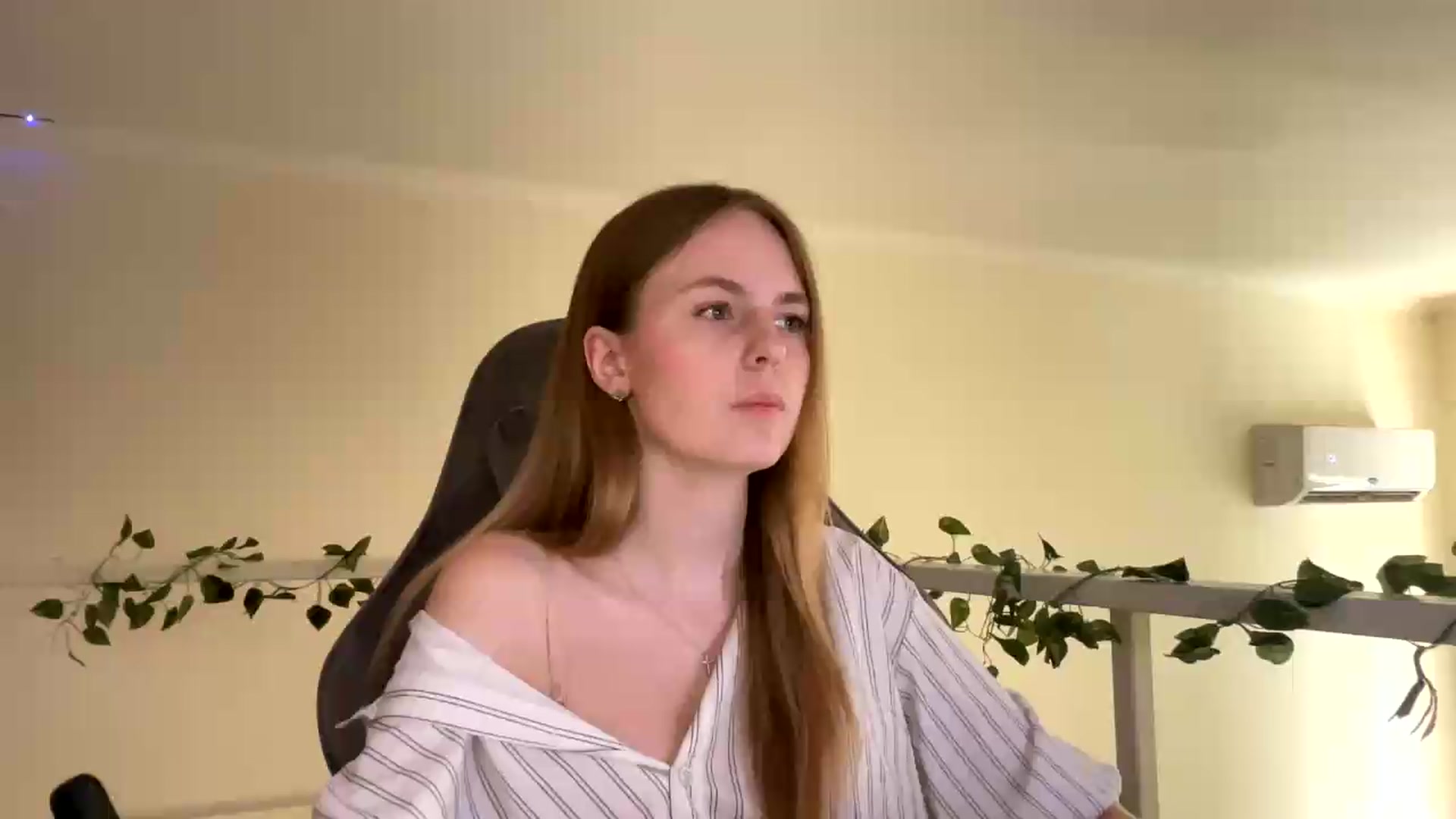 Gallery image thumbnail from SelinaMynx's myfreecams stream on, 07/02/2026, 10:50 image 9 of 20