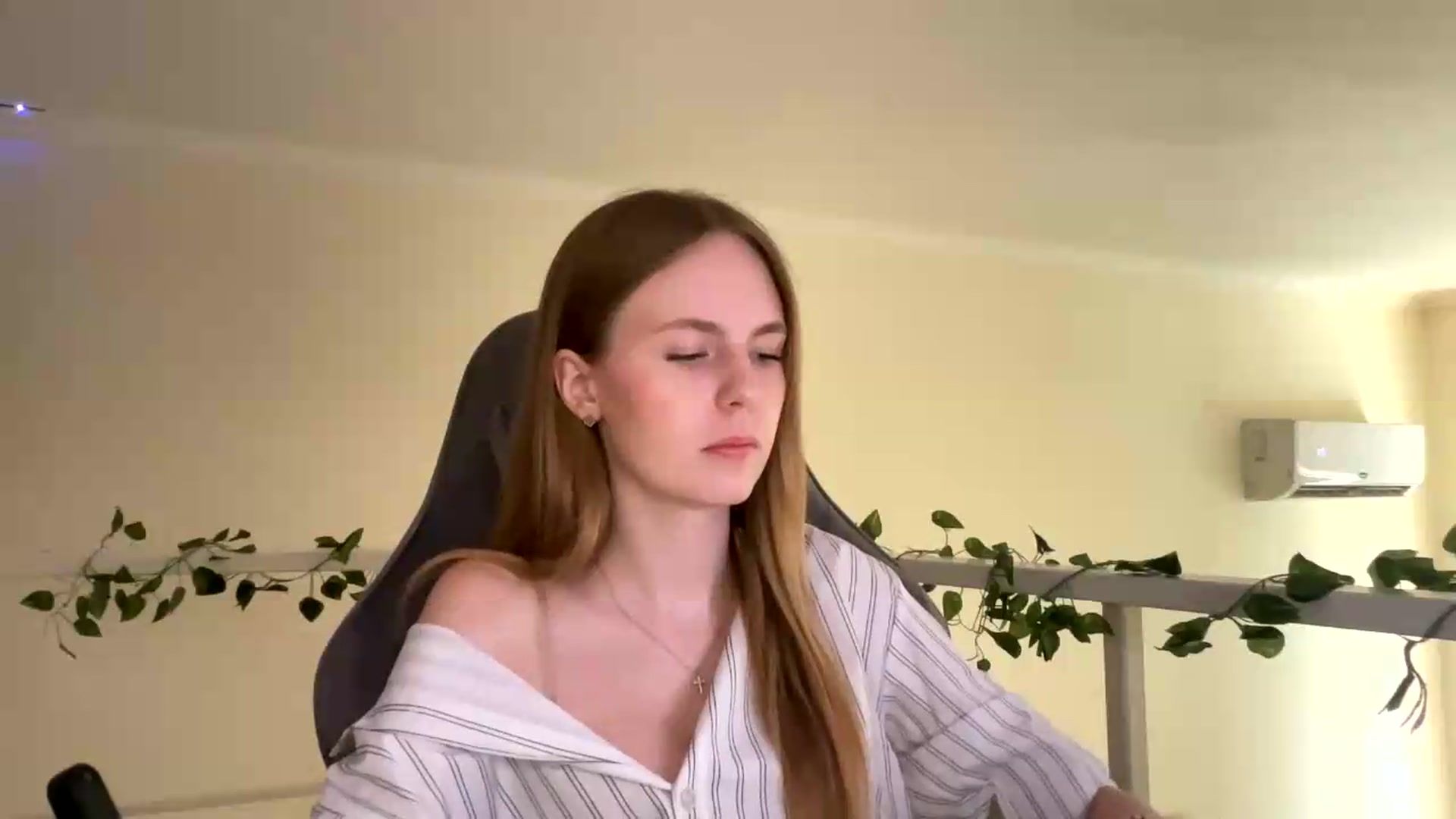 Gallery image thumbnail from SelinaMynx's myfreecams stream on, 07/02/2026, 11:44 image 19 of 20