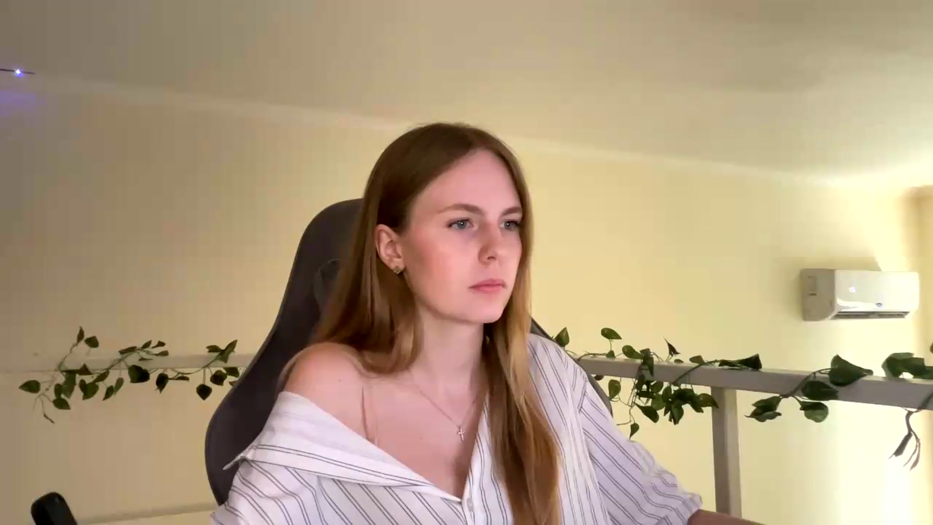 Gallery image thumbnail from SelinaMynx's myfreecams stream on, 07/02/2026, 11:44 image 16 of 20