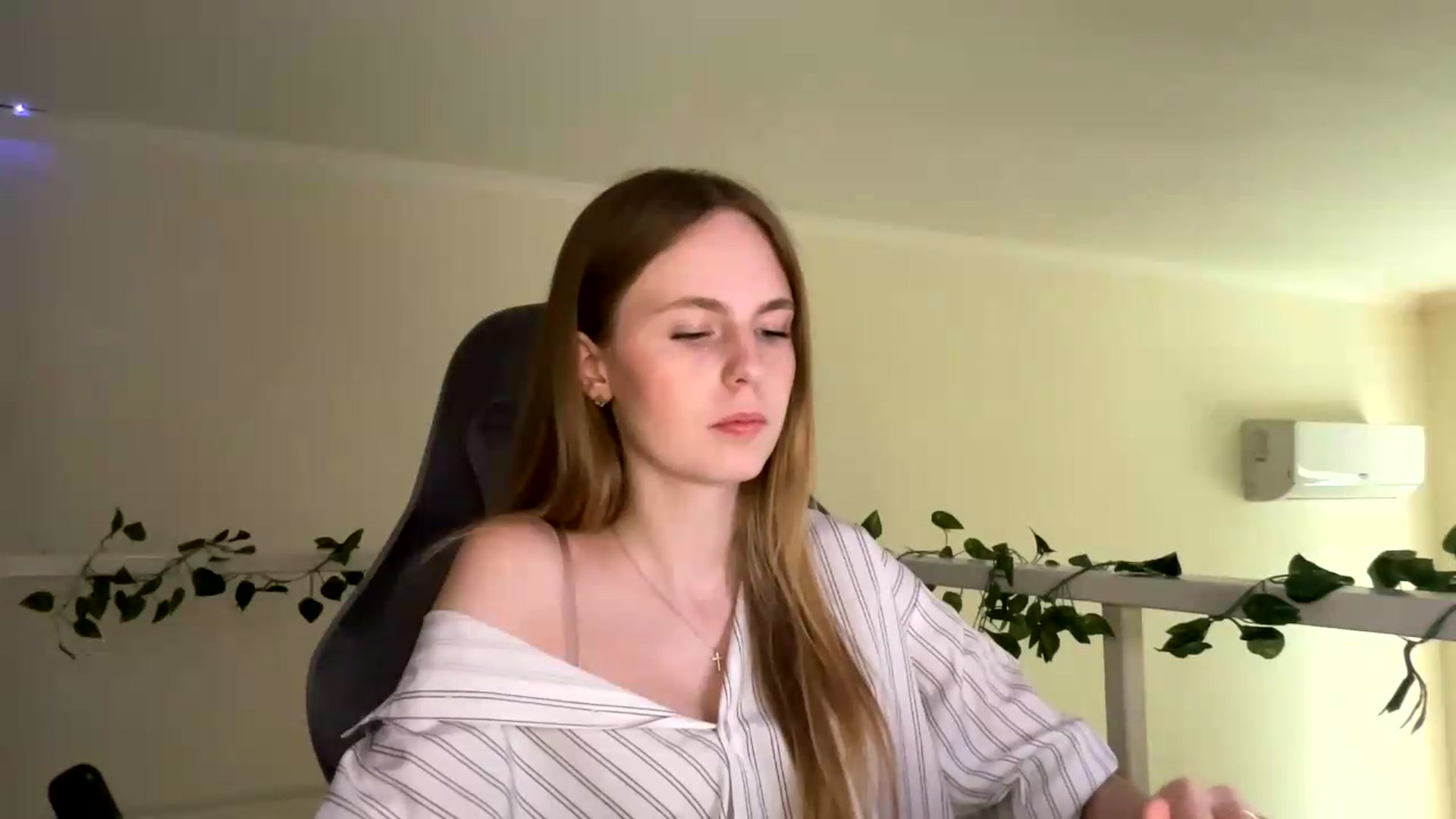 Gallery image thumbnail from SelinaMynx's myfreecams stream on, 07/02/2026, 12:17 image 2 of 20