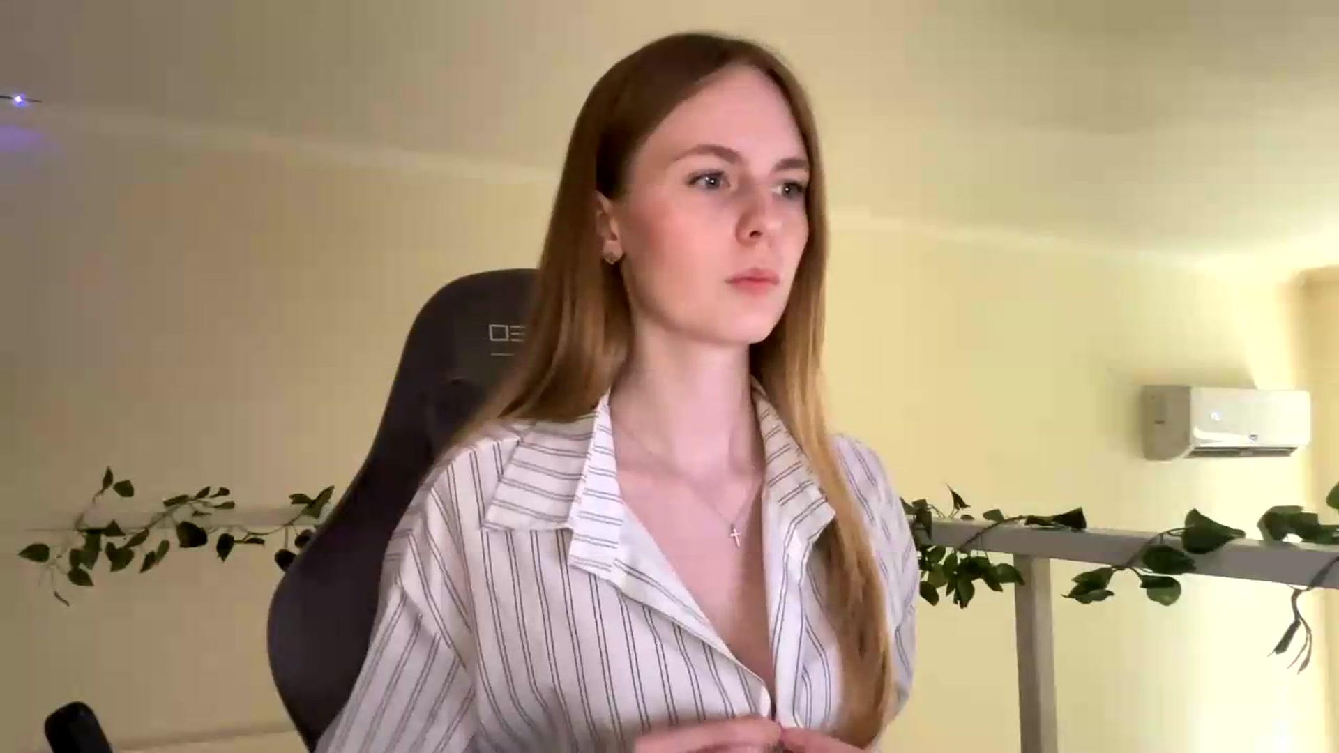 Gallery image thumbnail from SelinaMynx's myfreecams stream on, 07/02/2026, 12:17 image 19 of 20