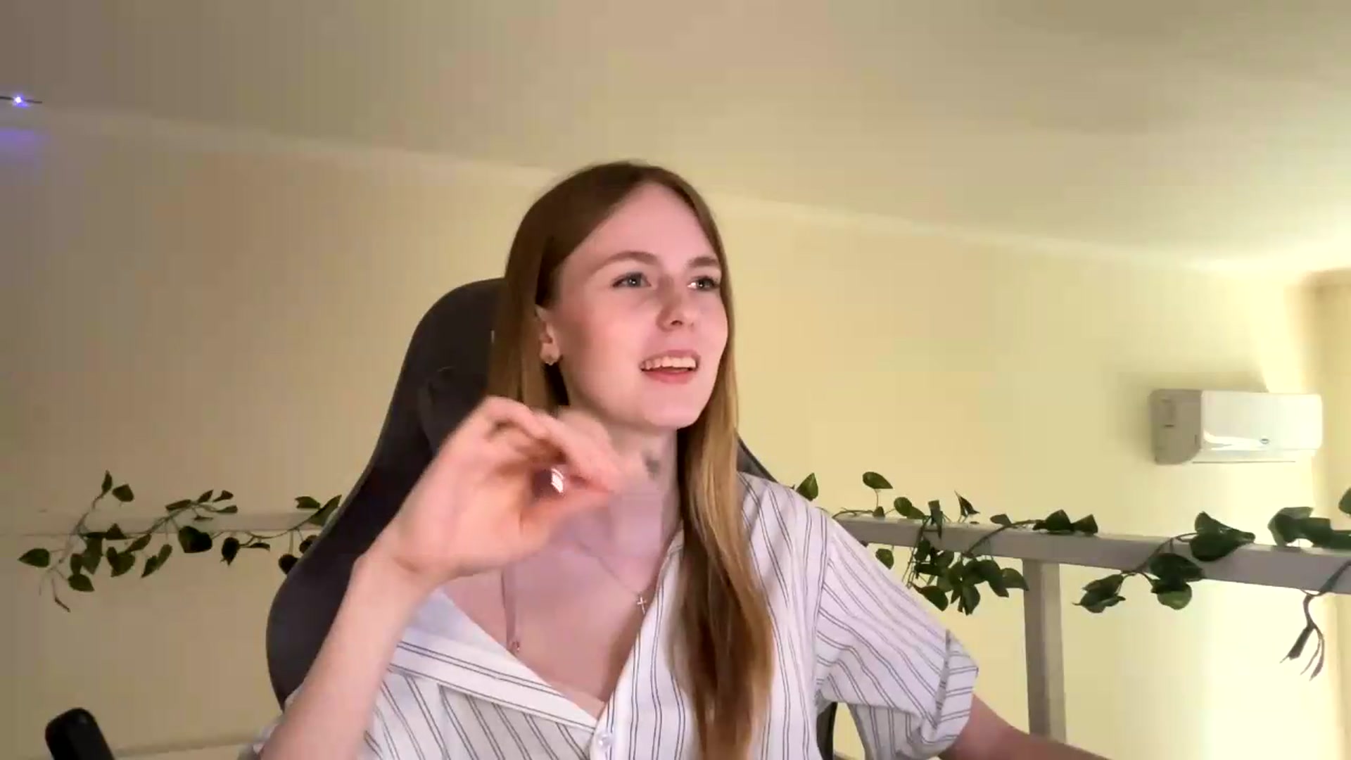 Gallery image thumbnail from SelinaMynx's myfreecams stream on, 07/02/2026, 12:44 image 10 of 20