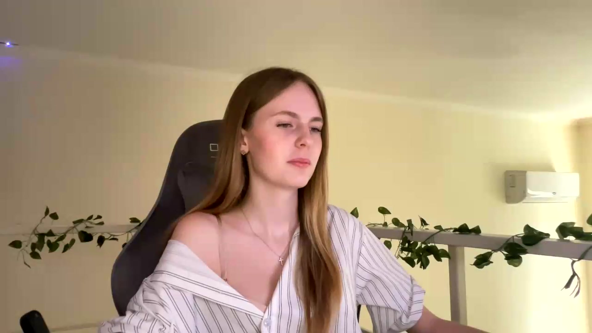 Gallery image thumbnail from SelinaMynx's myfreecams stream on, 07/02/2026, 12:44 image 9 of 20