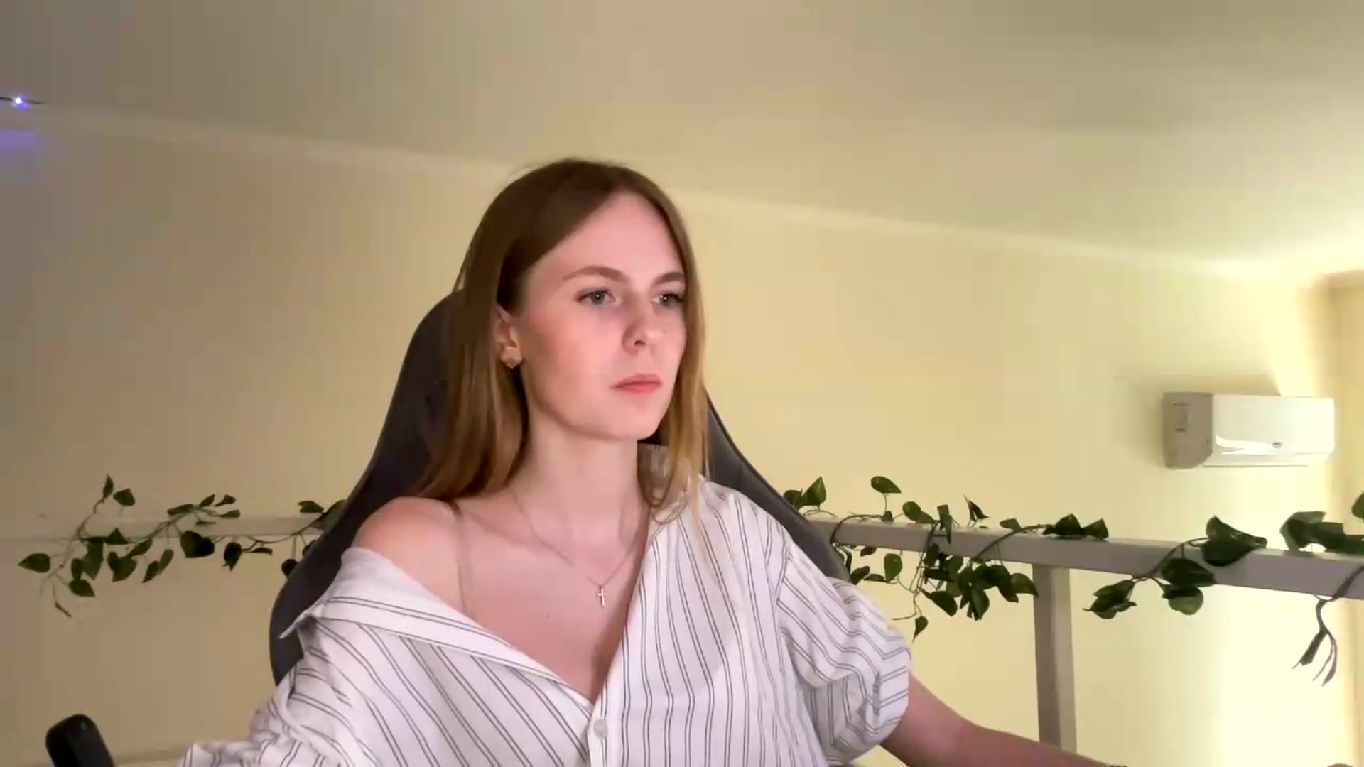 Gallery image thumbnail from SelinaMynx's myfreecams stream on, 07/02/2026, 12:44 image 3 of 20