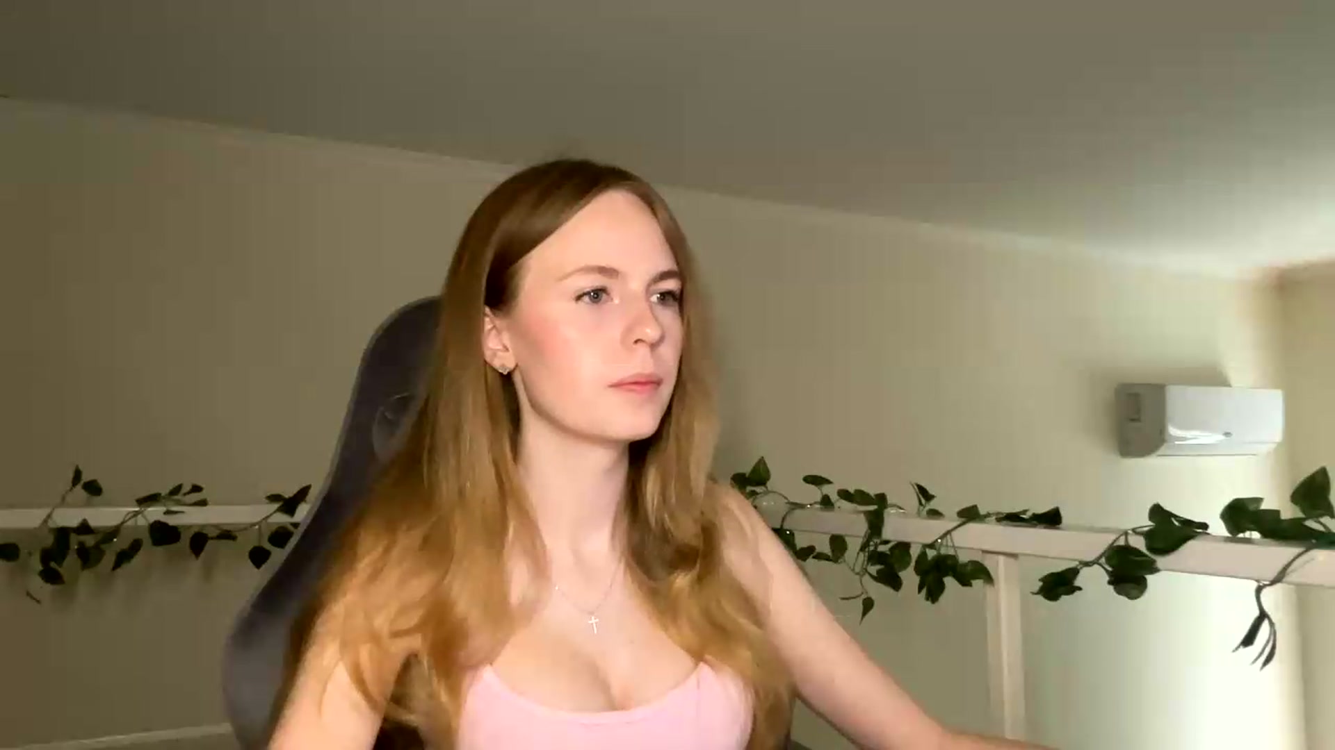 Gallery image thumbnail from SelinaMynx's myfreecams stream on, 07/03/2026, 08:39 image 14 of 20