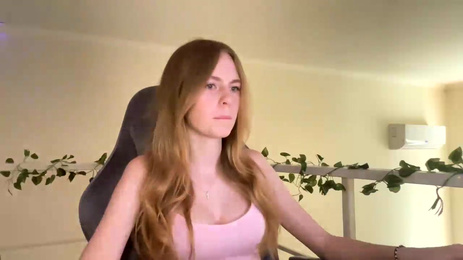Gallery image thumbnail from SelinaMynx's myfreecams stream on, 07/03/2026, 10:45 image 14 of 20