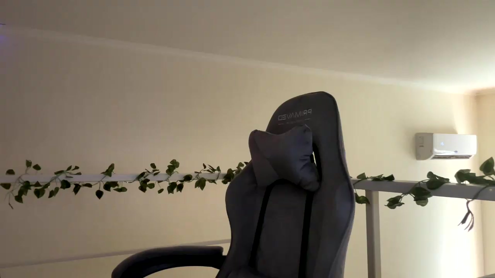 Gallery image thumbnail from SelinaMynx's myfreecams stream on, 07/03/2026, 10:45 image 19 of 20