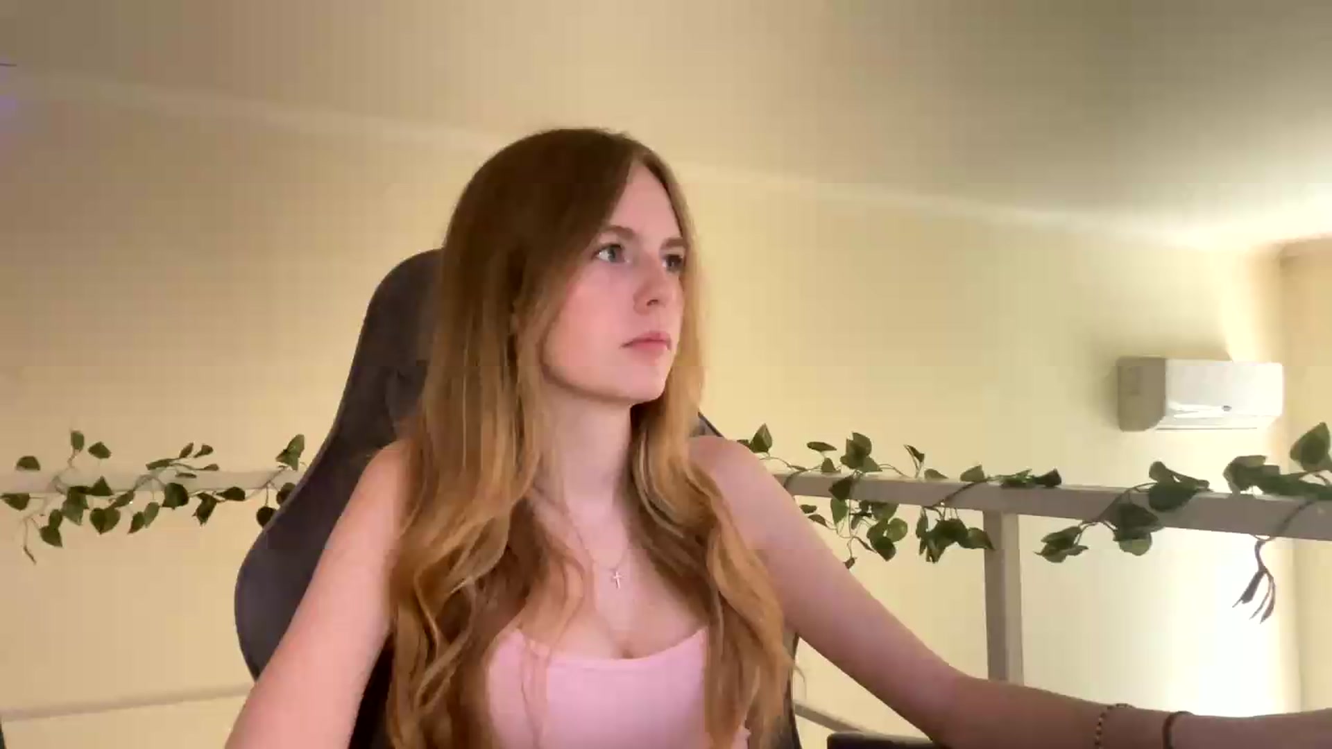 Gallery image thumbnail from SelinaMynx's myfreecams stream on, 07/03/2026, 10:45 image 3 of 20