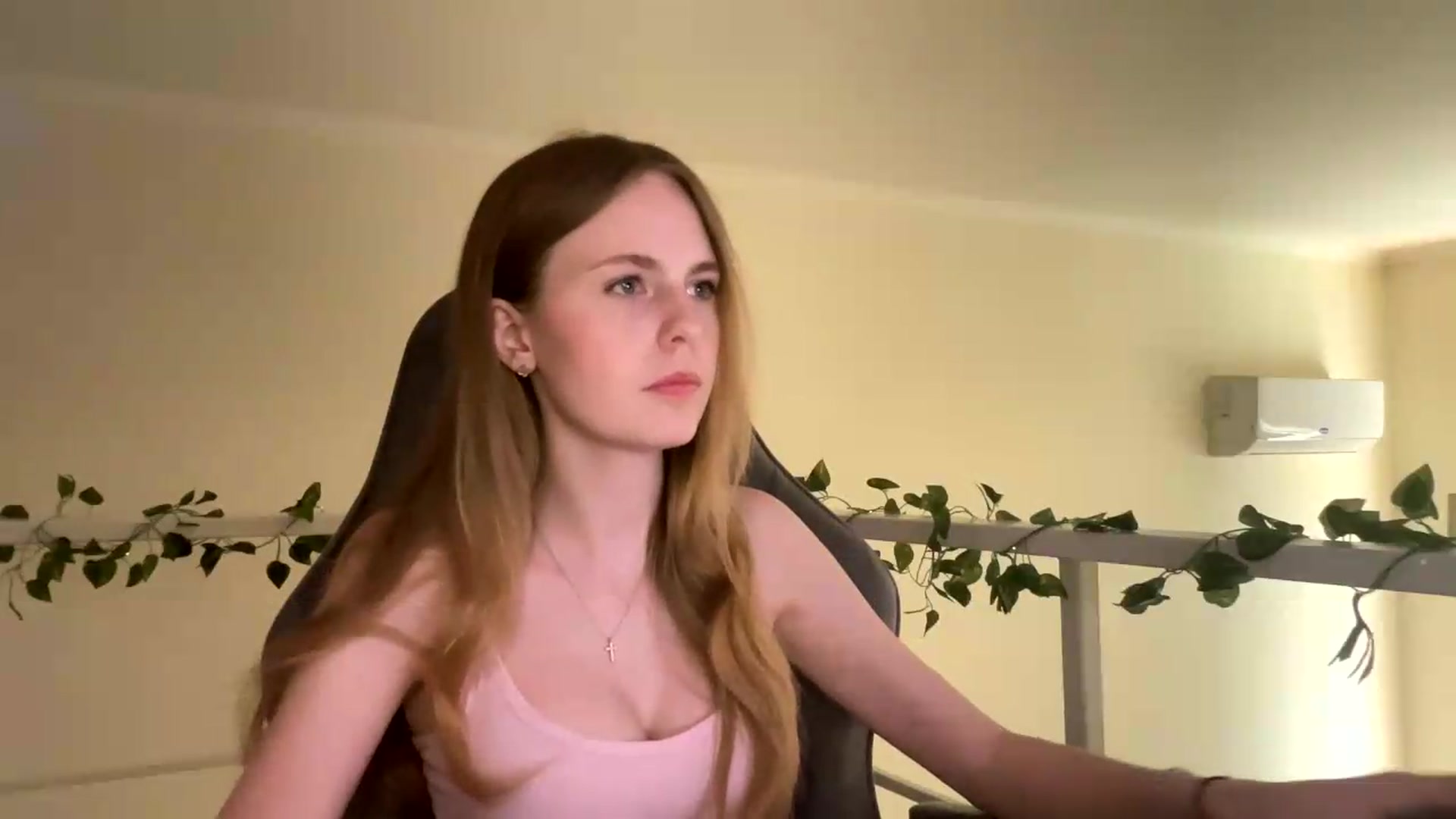 Gallery image thumbnail from SelinaMynx's myfreecams stream on, 07/03/2026, 11:52 image 5 of 20