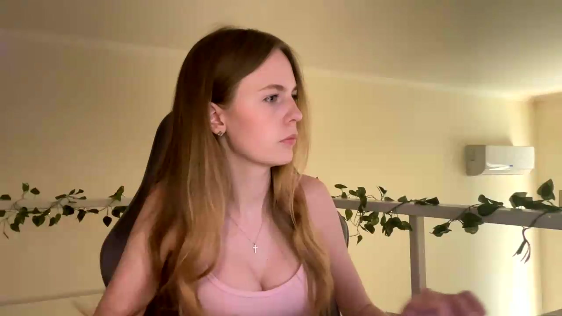 Gallery image thumbnail from SelinaMynx's myfreecams stream on, 07/03/2026, 11:52 image 7 of 20