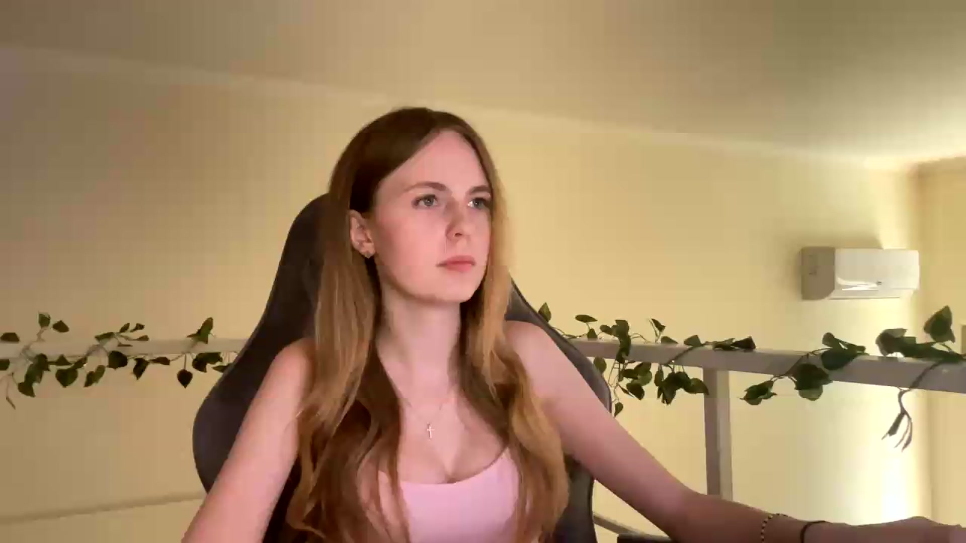 Gallery image thumbnail from SelinaMynx's myfreecams stream on, 07/03/2026, 11:52 image 16 of 20