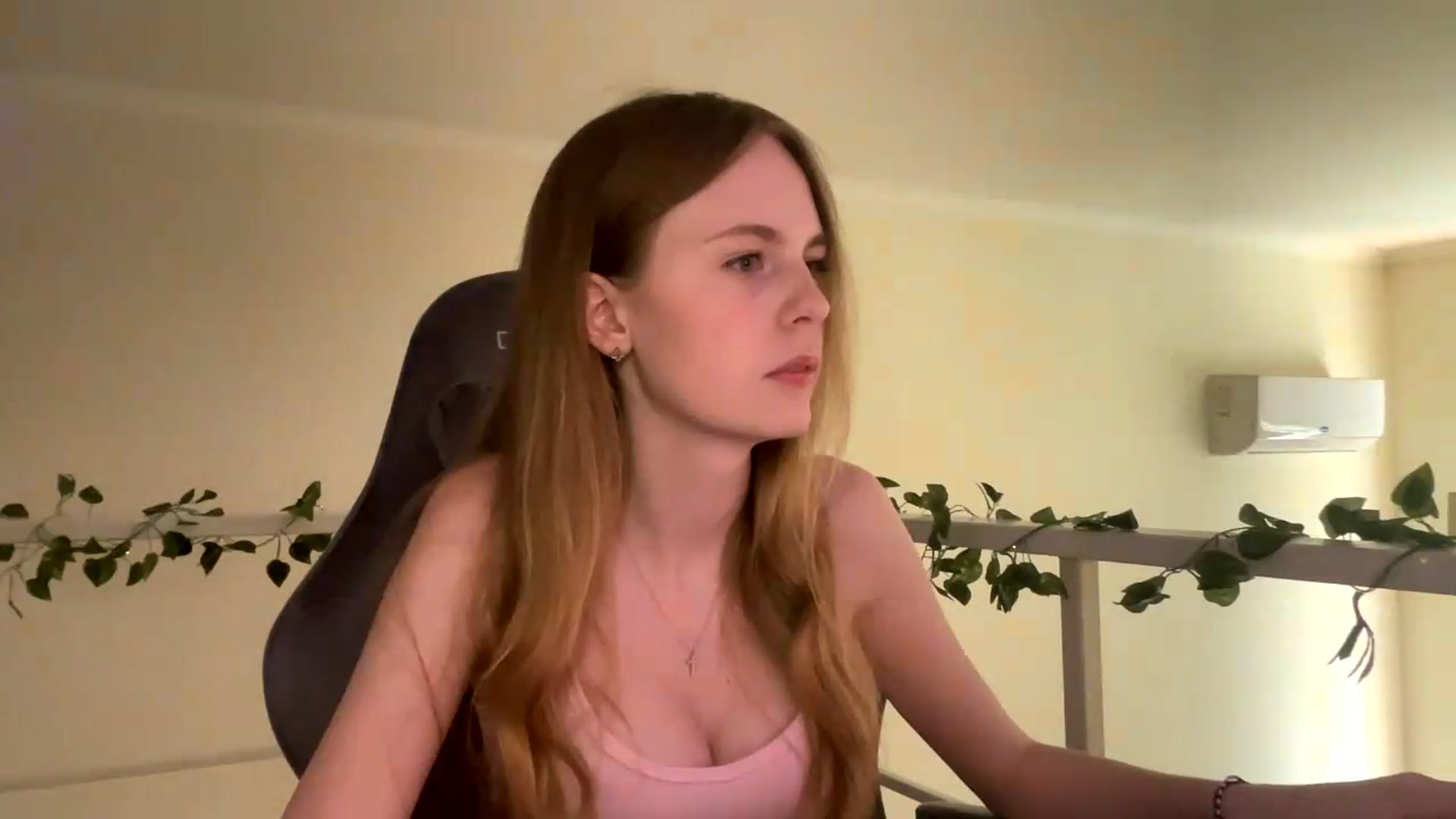 Gallery image thumbnail from SelinaMynx's myfreecams stream on, 07/03/2026, 11:52 image 9 of 20