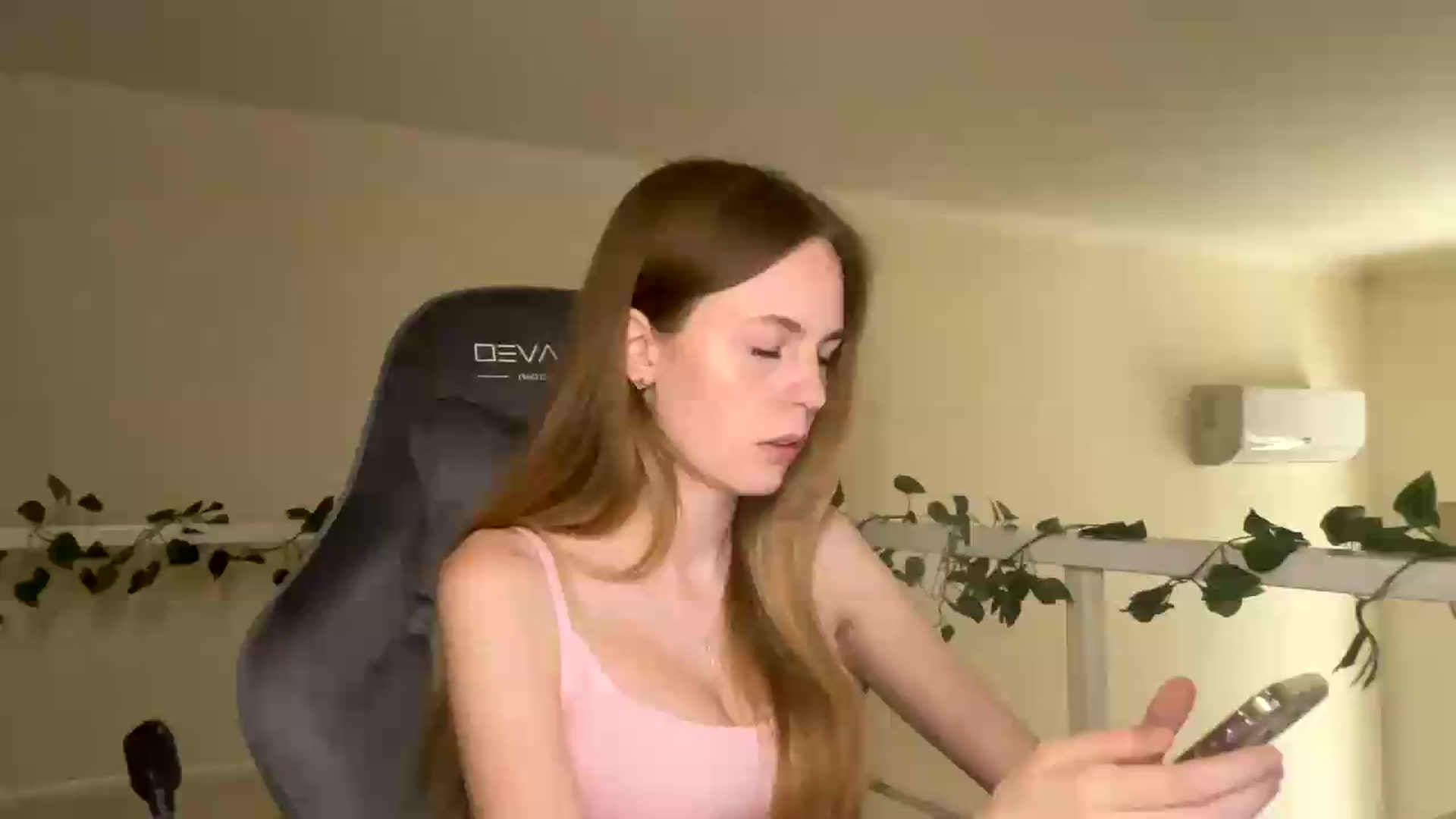 Gallery image thumbnail from SelinaMynx's myfreecams stream on, 07/04/2026, 09:07 image 5 of 20