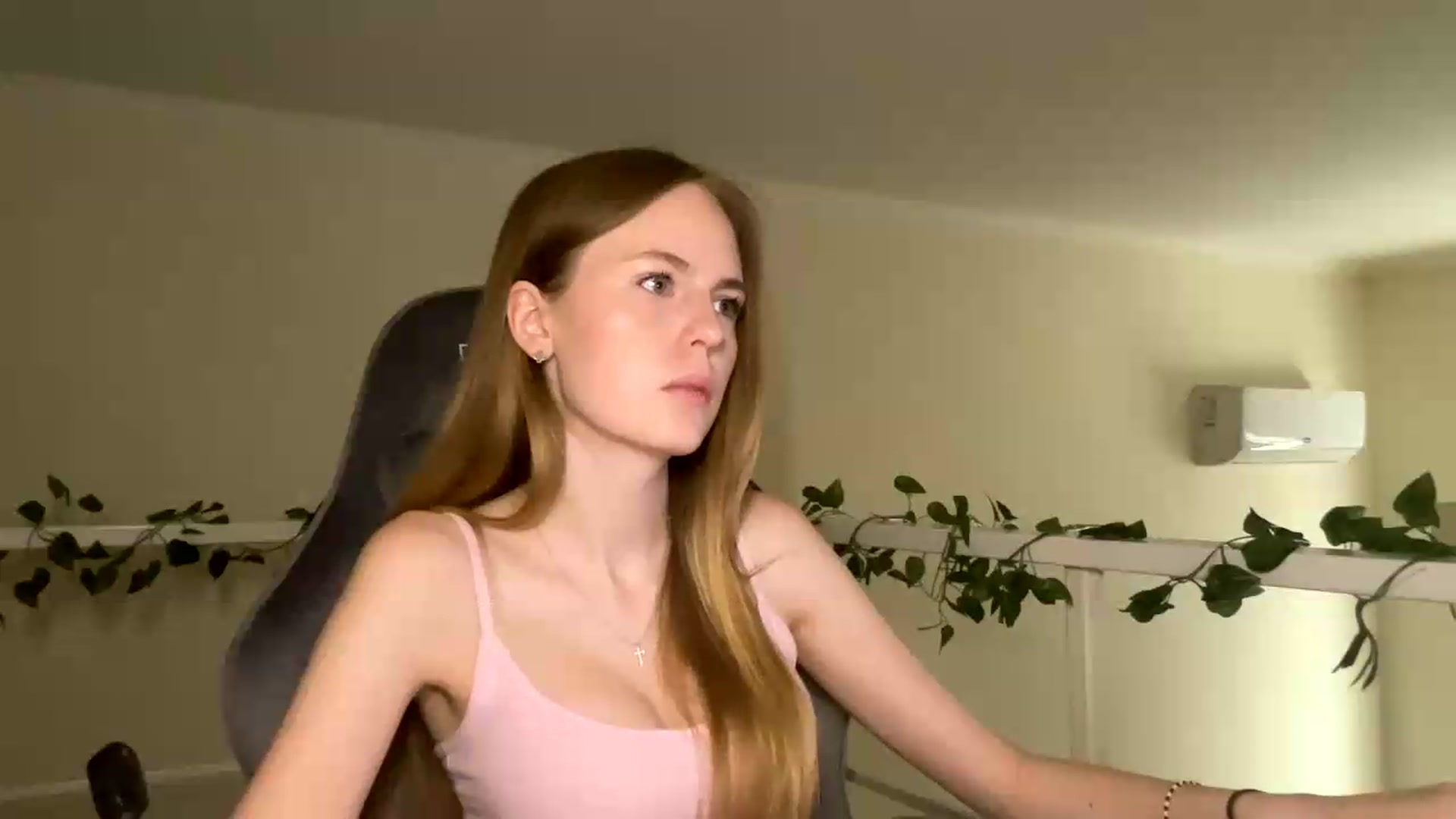Gallery image thumbnail from SelinaMynx's myfreecams stream on, 07/04/2026, 09:07 image 4 of 20