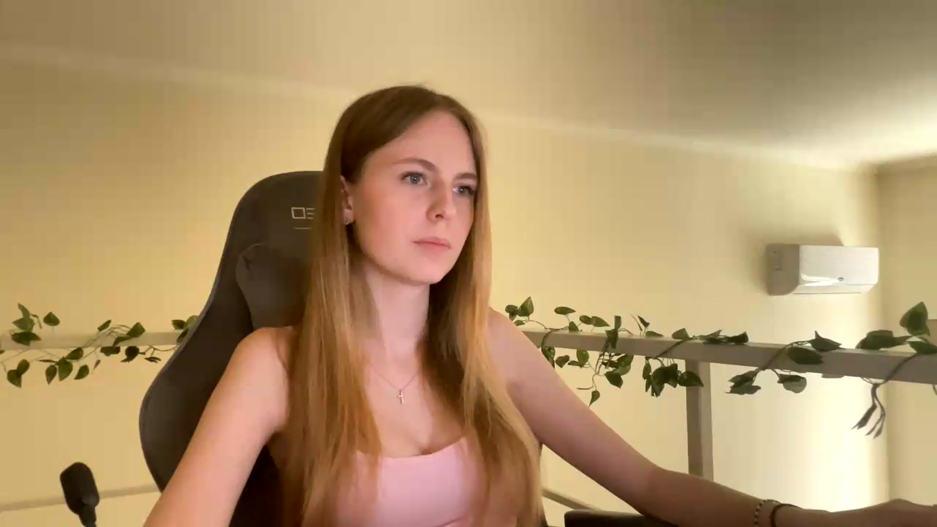 Gallery image thumbnail from SelinaMynx's myfreecams stream on, 07/04/2026, 09:40 image 5 of 20