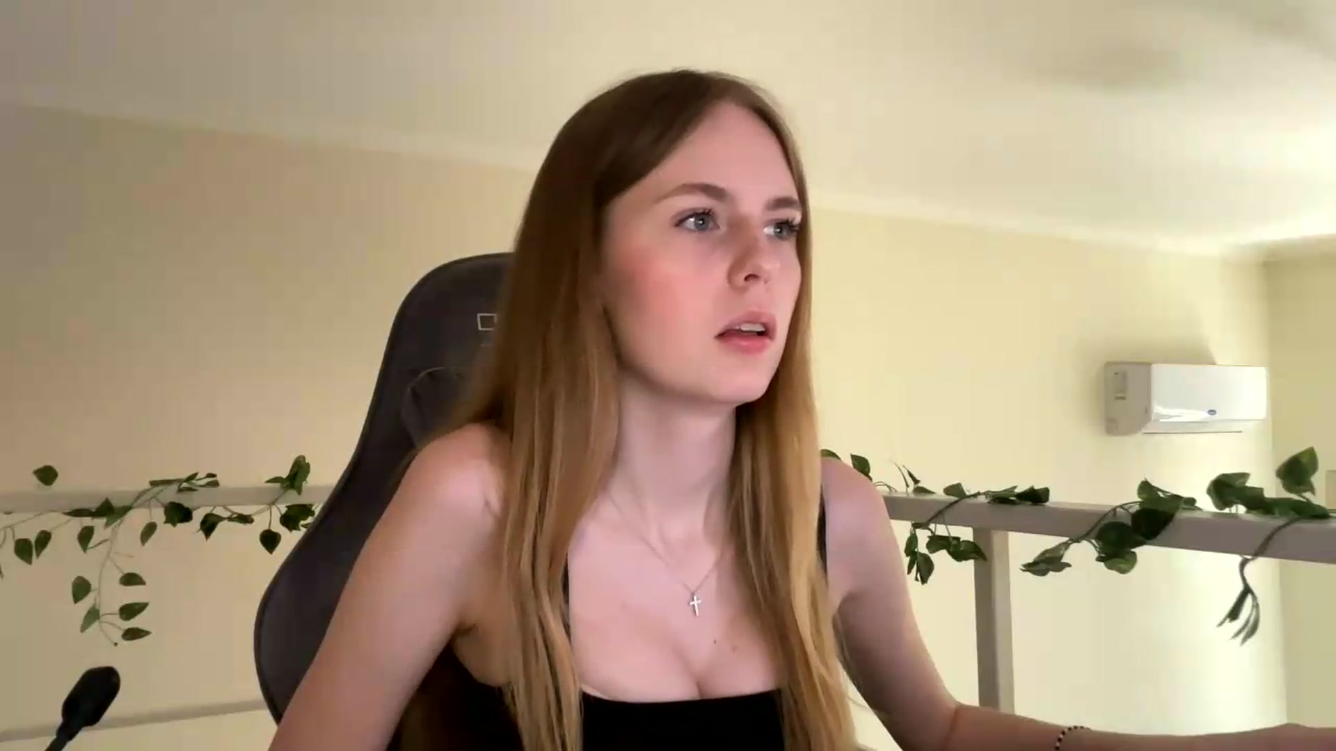Gallery image thumbnail from SelinaMynx's myfreecams stream on, 07/05/2026, 09:02 image 20 of 20