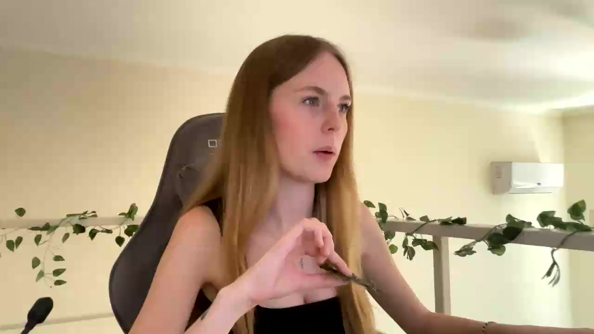 Gallery image thumbnail from SelinaMynx's myfreecams stream on, 07/05/2026, 09:02 image 16 of 20