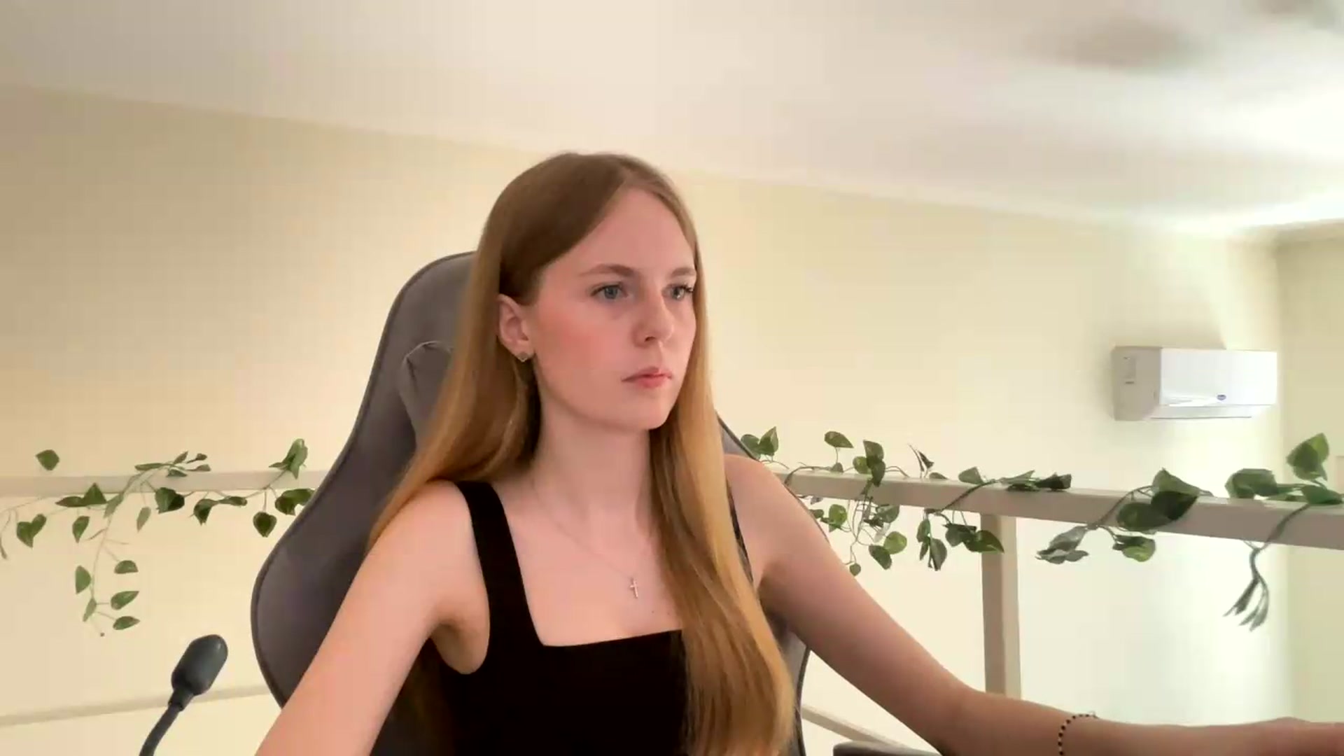 Gallery image thumbnail from SelinaMynx's myfreecams stream on, 07/05/2026, 10:38 image 20 of 20
