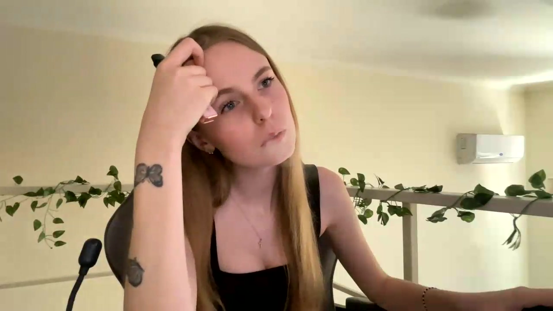 Gallery image thumbnail from SelinaMynx's myfreecams stream on, 07/05/2026, 13:10 image 11 of 20