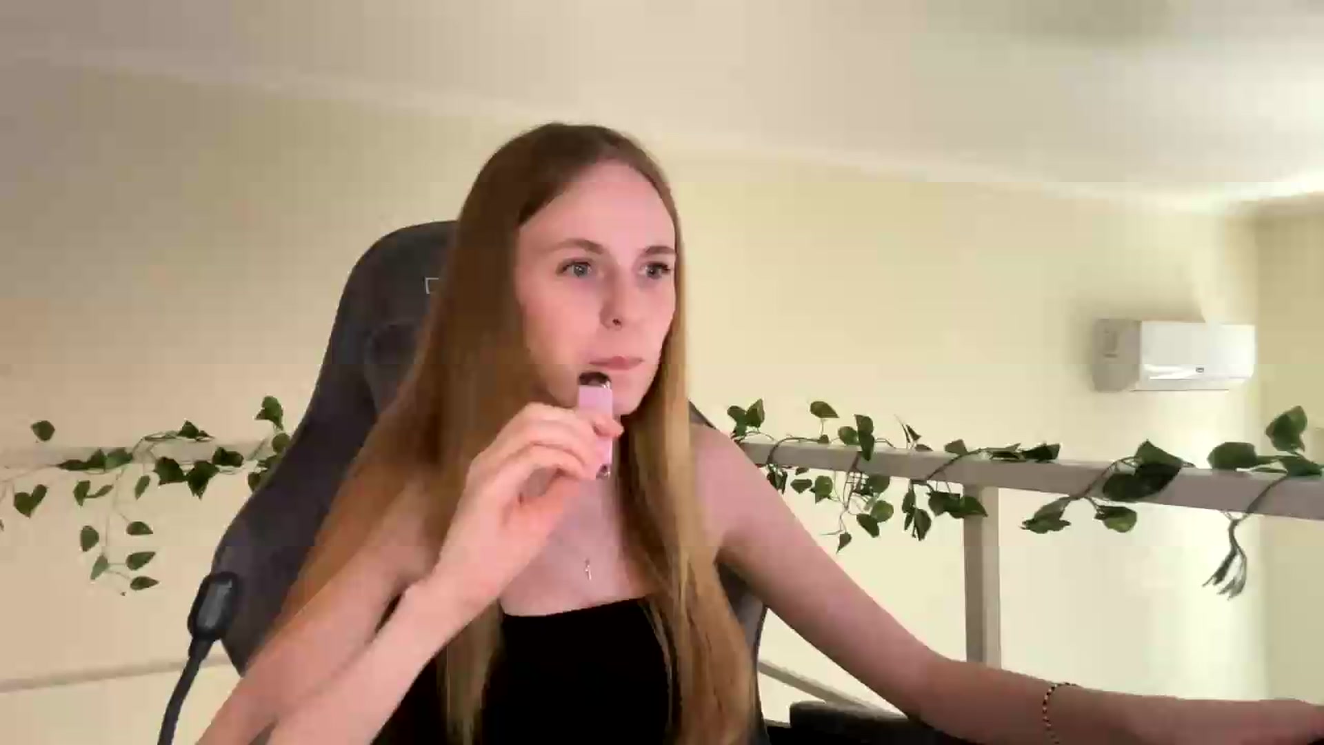 Gallery image thumbnail from SelinaMynx's myfreecams stream on, 07/05/2026, 13:10 image 8 of 20