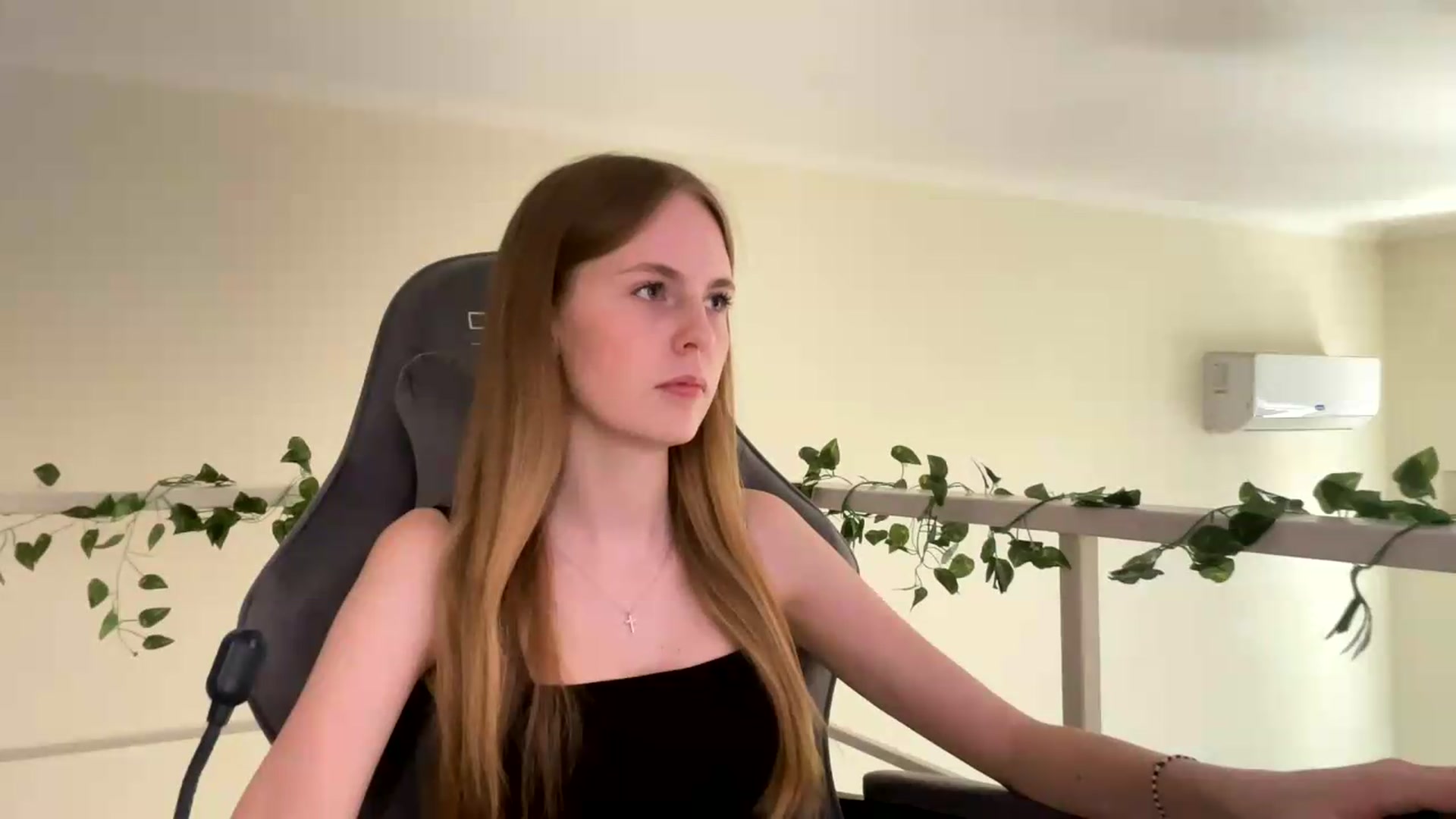 Gallery image thumbnail from SelinaMynx's myfreecams stream on, 07/05/2026, 13:10 image 17 of 20