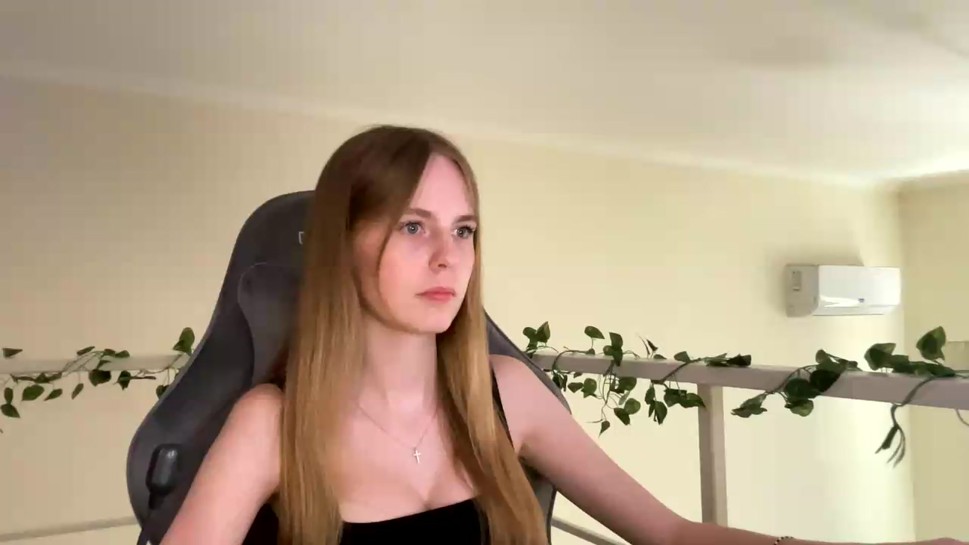 Gallery image thumbnail from SelinaMynx's myfreecams stream on, 07/05/2026, 13:52 image 8 of 20