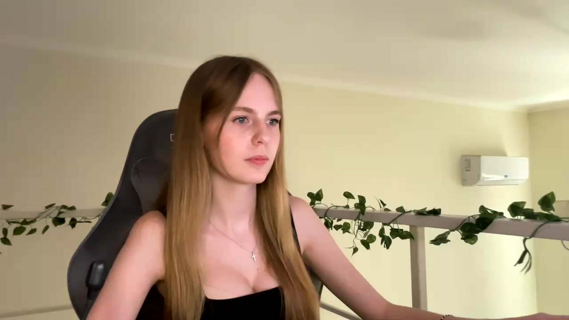 Gallery image thumbnail from SelinaMynx's myfreecams stream on, 07/05/2026, 13:52 image 11 of 20