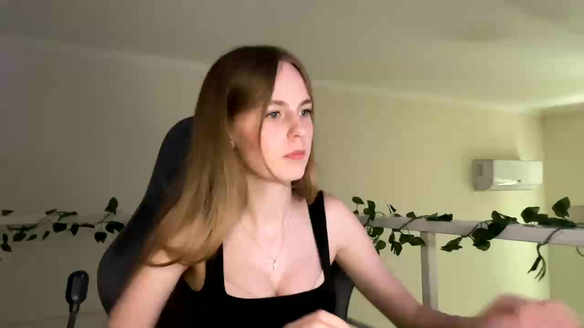 Gallery image thumbnail from SelinaMynx's myfreecams stream on, 07/05/2026, 14:01 image 10 of 20