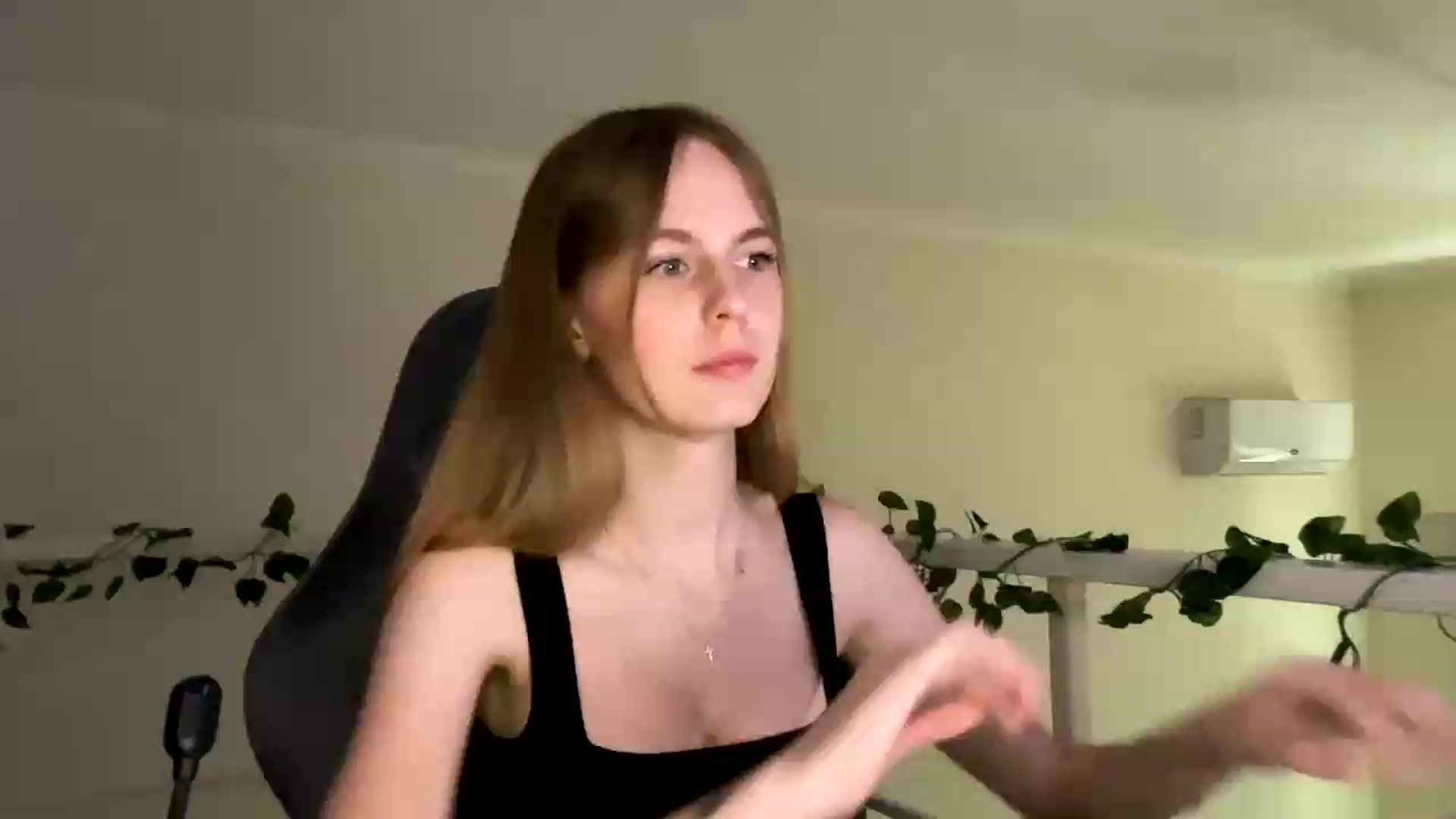 Gallery image thumbnail from SelinaMynx's myfreecams stream on, 07/05/2026, 14:01 image 1 of 20