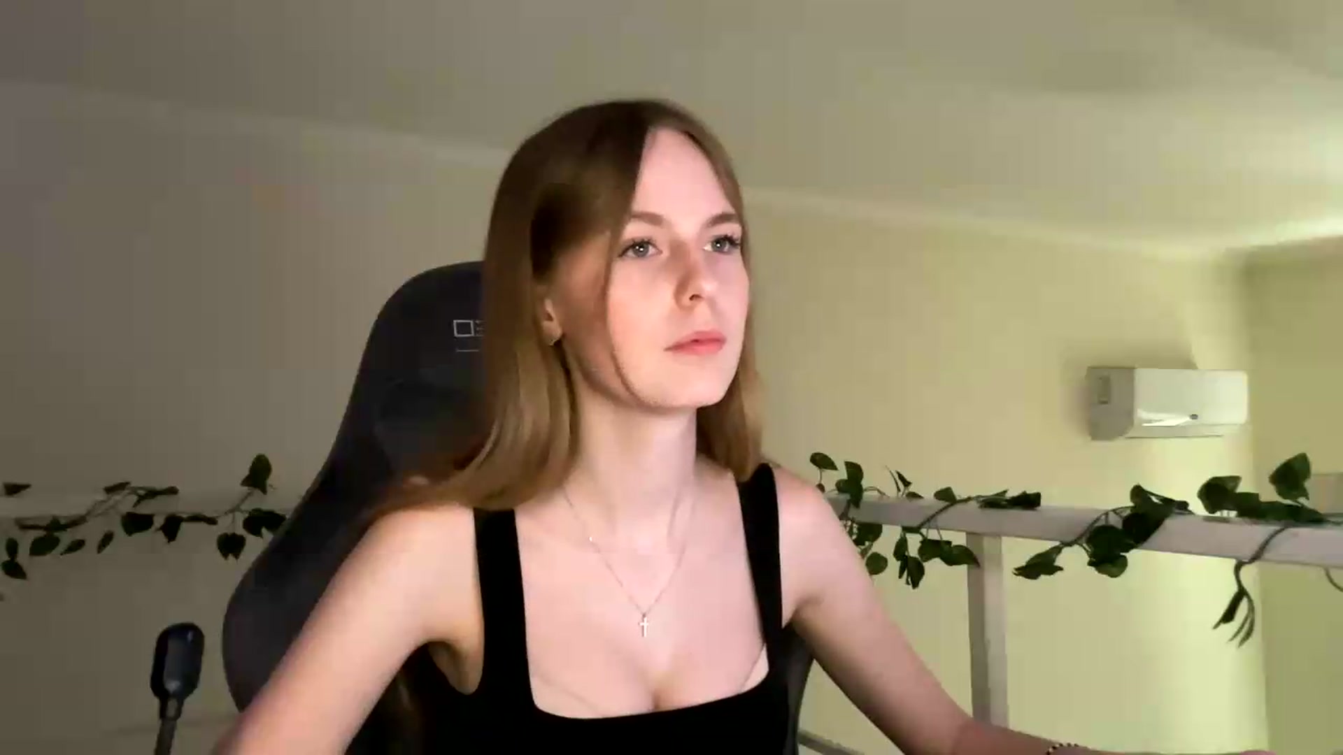 Gallery image thumbnail from SelinaMynx's myfreecams stream on, 07/05/2026, 14:01 image 17 of 20