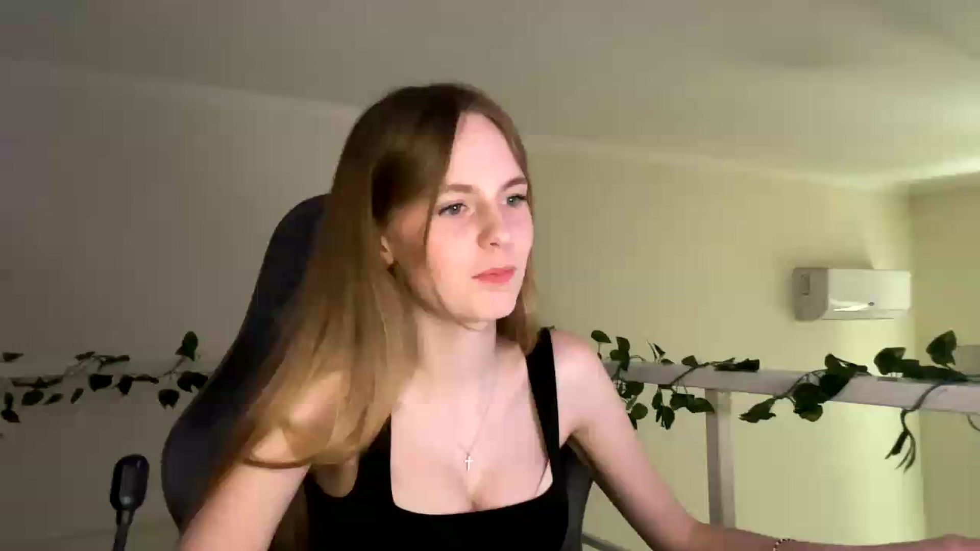 Gallery image thumbnail from SelinaMynx's myfreecams stream on, 07/05/2026, 14:01 image 9 of 20