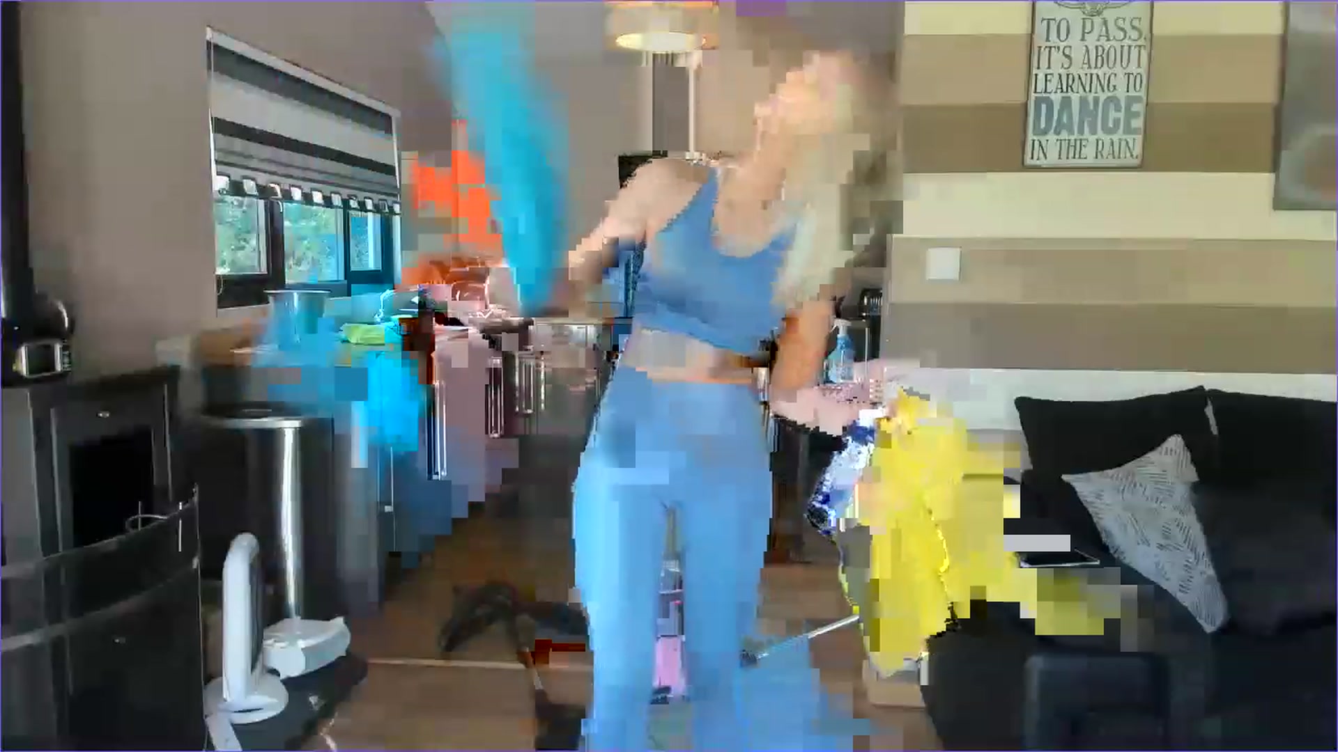 Gallery image thumbnail from SelinaRose's myfreecams stream on, 06/25/2023, 15:45 image 11 of 20