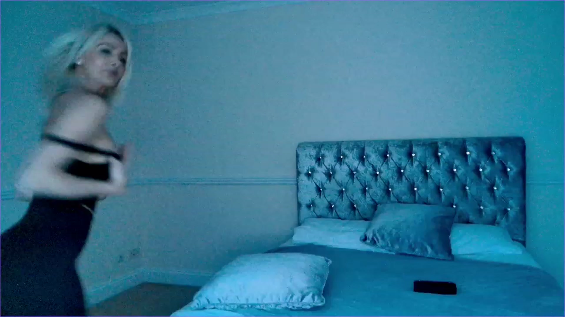 Gallery image thumbnail from SelinaRose's myfreecams stream on, 10/30/2023, 17:08 image 18 of 20