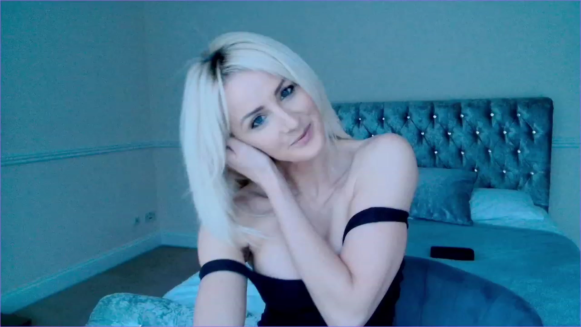 Gallery image thumbnail from SelinaRose's myfreecams stream on, 10/30/2023, 17:08 image 4 of 20