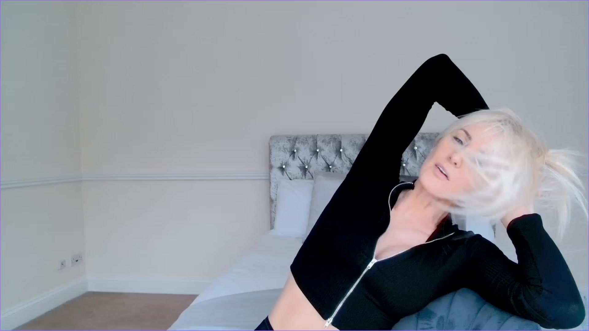 Gallery image thumbnail from SelinaRose's myfreecams stream on, 11/02/2023, 13:07 image 8 of 20