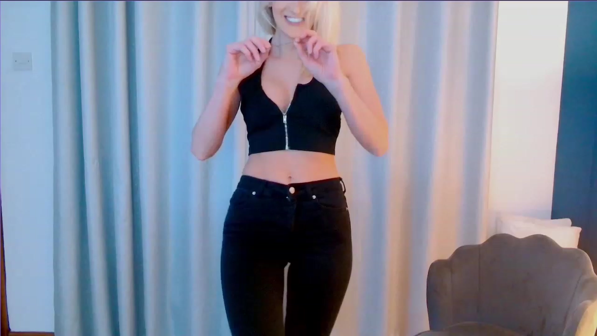 Gallery image thumbnail from SelinaRose's myfreecams stream on, 11/06/2023, 24:02 image 3 of 20