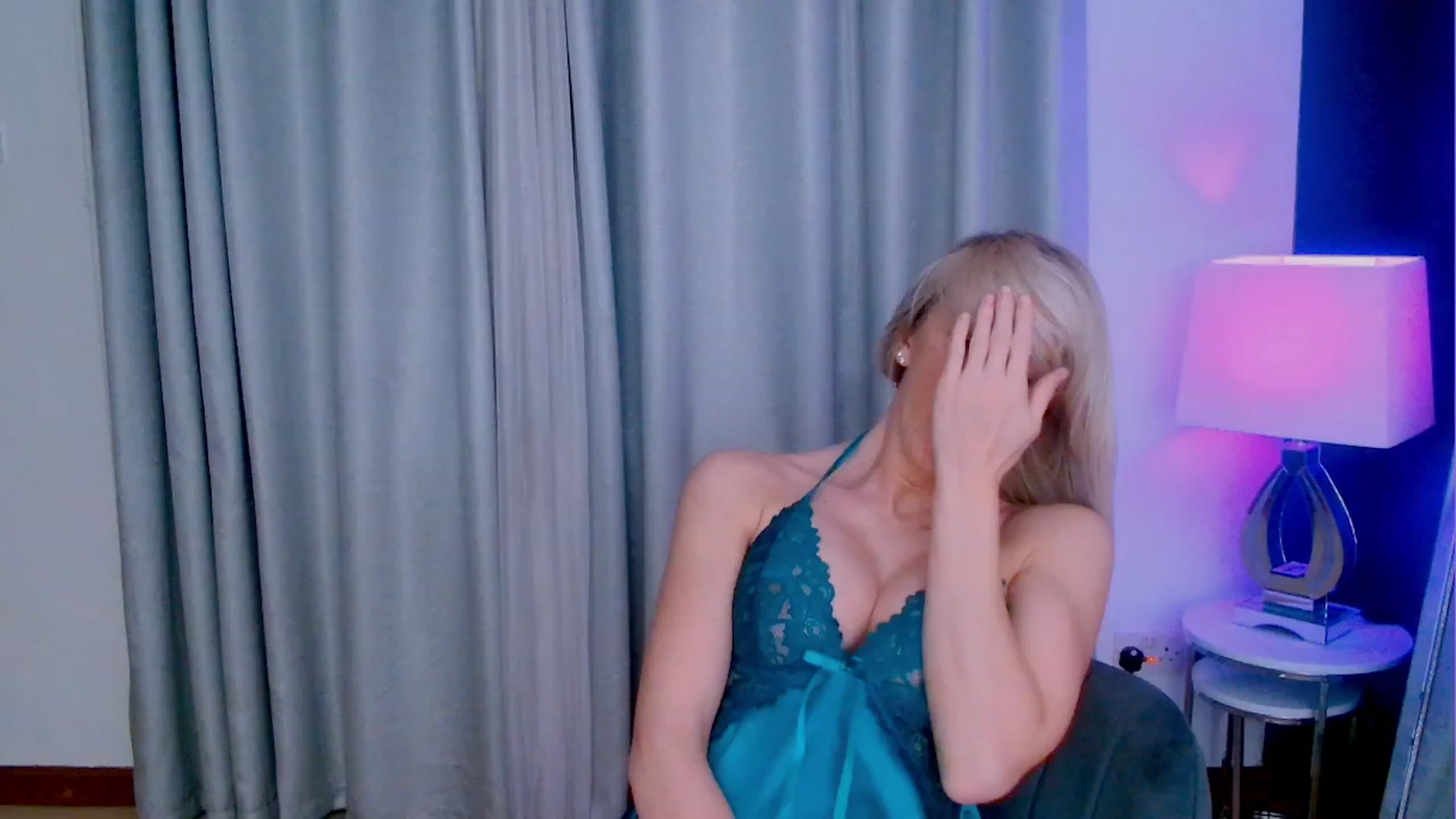 Gallery image thumbnail from SelinaRose's myfreecams stream on, 11/15/2023, 24:23 image 13 of 20