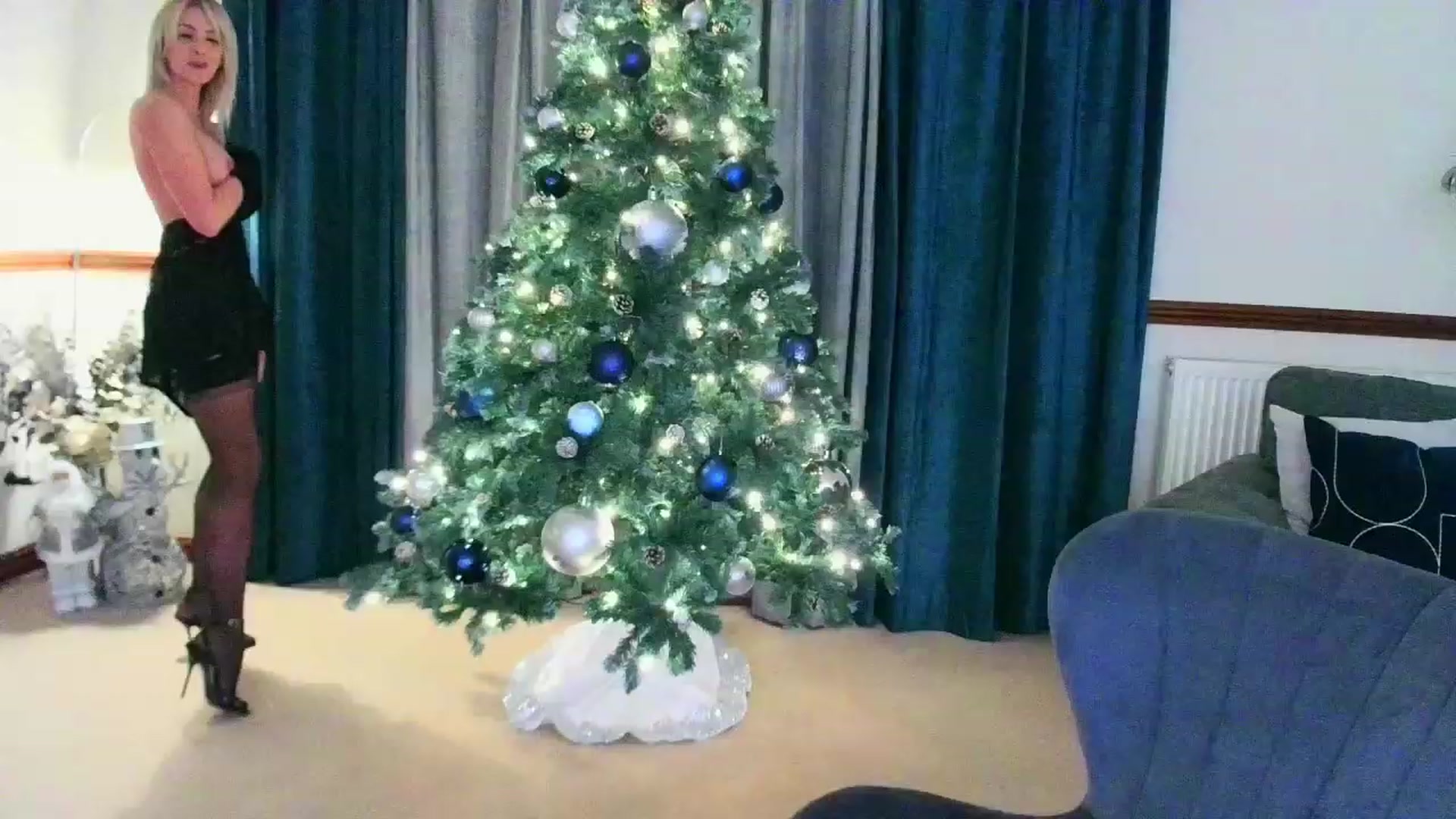 Gallery image thumbnail from SelinaRose's myfreecams stream on, 12/07/2023, 24:02 image 14 of 20