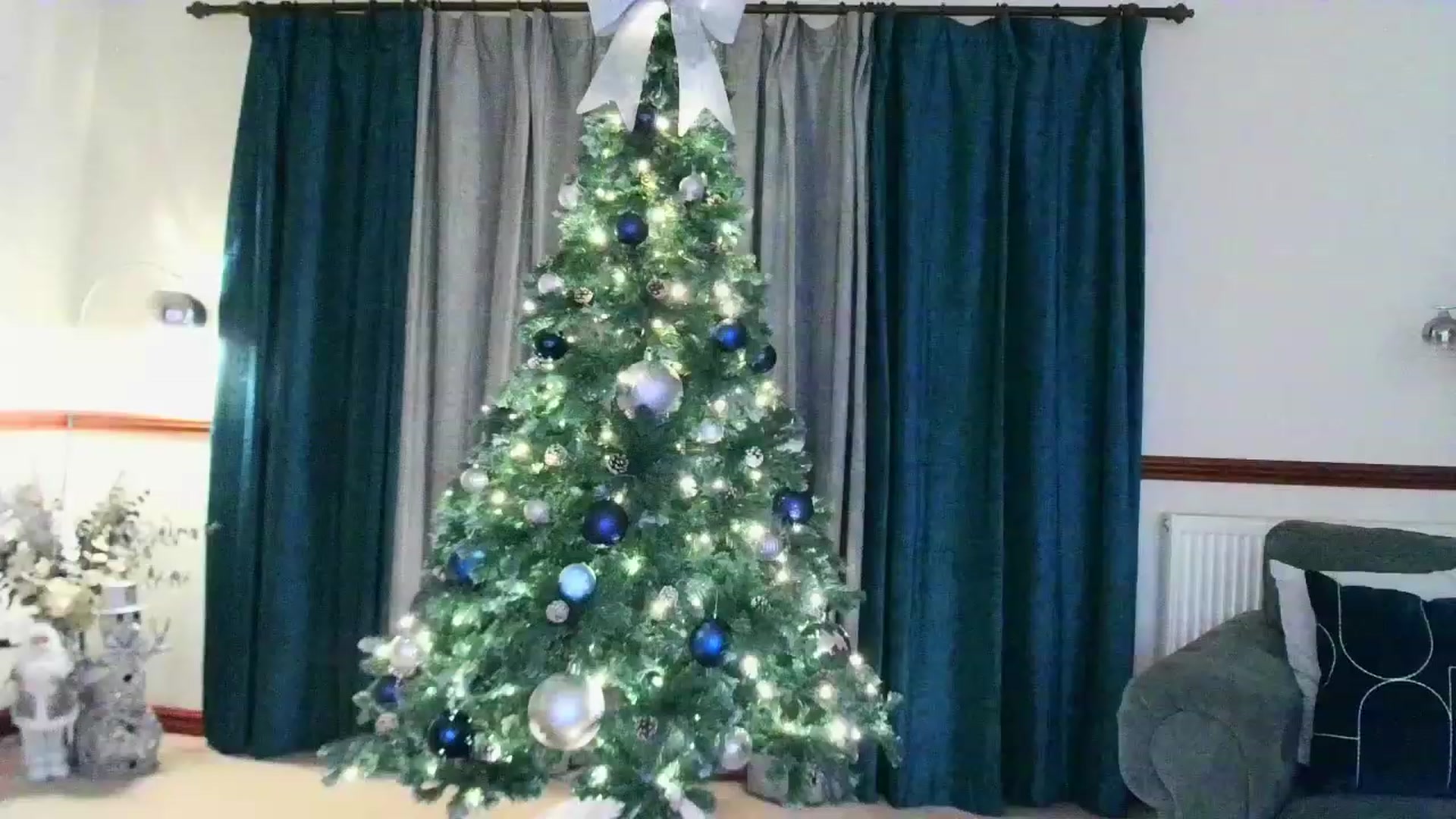 Gallery image thumbnail from SelinaRose's myfreecams stream on, 12/07/2023, 24:02 image 12 of 20