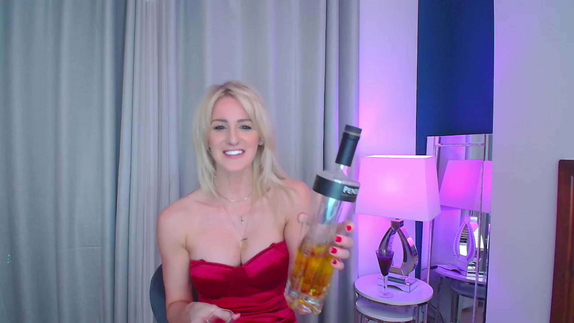 Gallery image thumbnail from SelinaRose's myfreecams stream on, 01/01/2024, 01:03 image 3 of 20