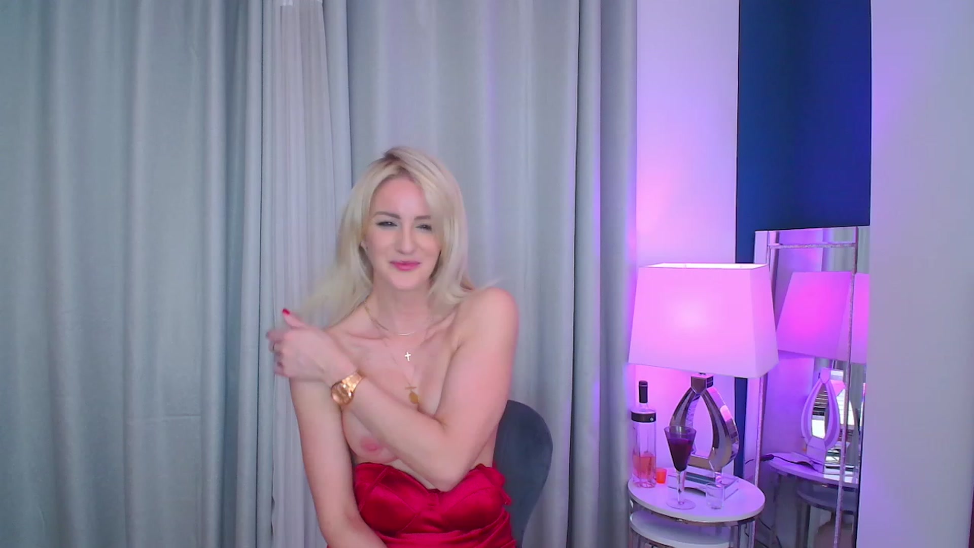 Gallery image thumbnail from SelinaRose's myfreecams stream on, 01/01/2024, 01:06 image 6 of 20