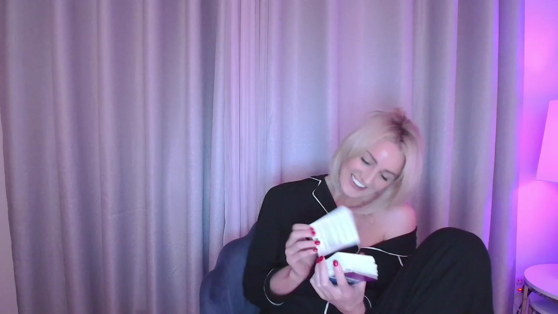 Gallery image thumbnail from SelinaRose's myfreecams stream on, 01/07/2024, 24:03 image 2 of 20