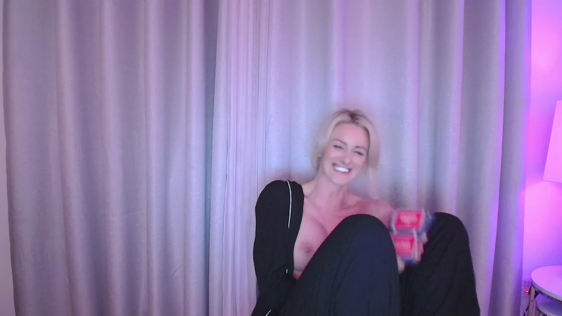 Gallery image thumbnail from SelinaRose's myfreecams stream on, 01/07/2024, 02:26 image 3 of 20