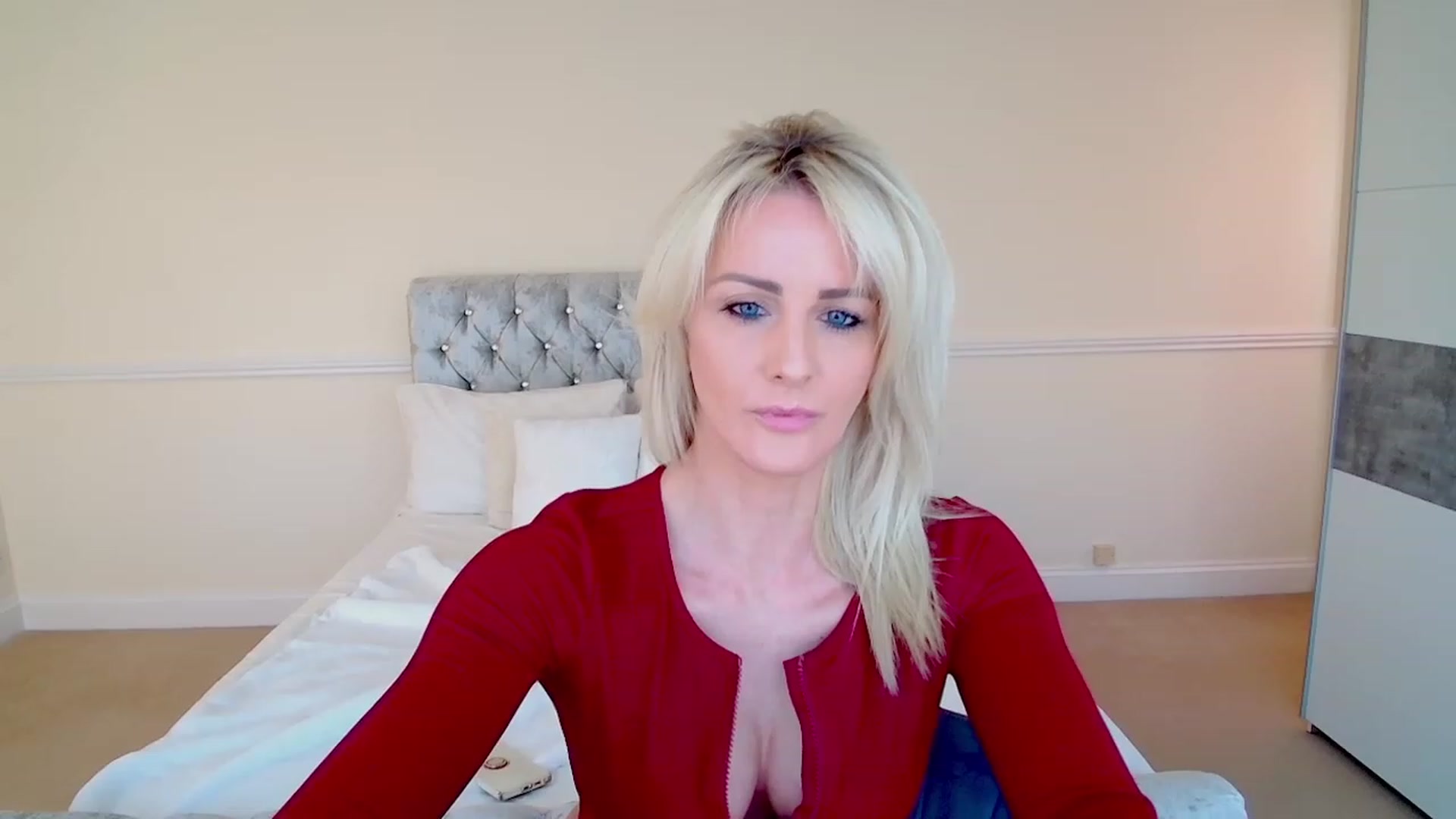 Gallery image thumbnail from SelinaRose's myfreecams stream on, 01/18/2024, 13:17 image 1 of 20