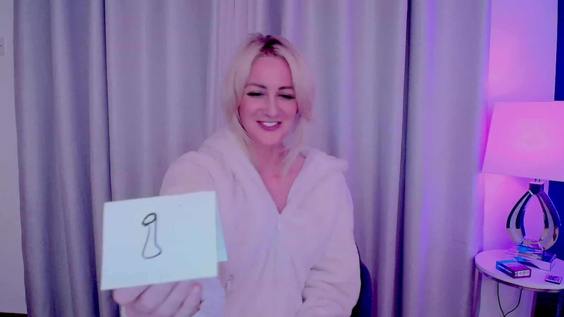 Gallery image thumbnail from SelinaRose's myfreecams stream on, 01/20/2024, 24:44 image 17 of 20