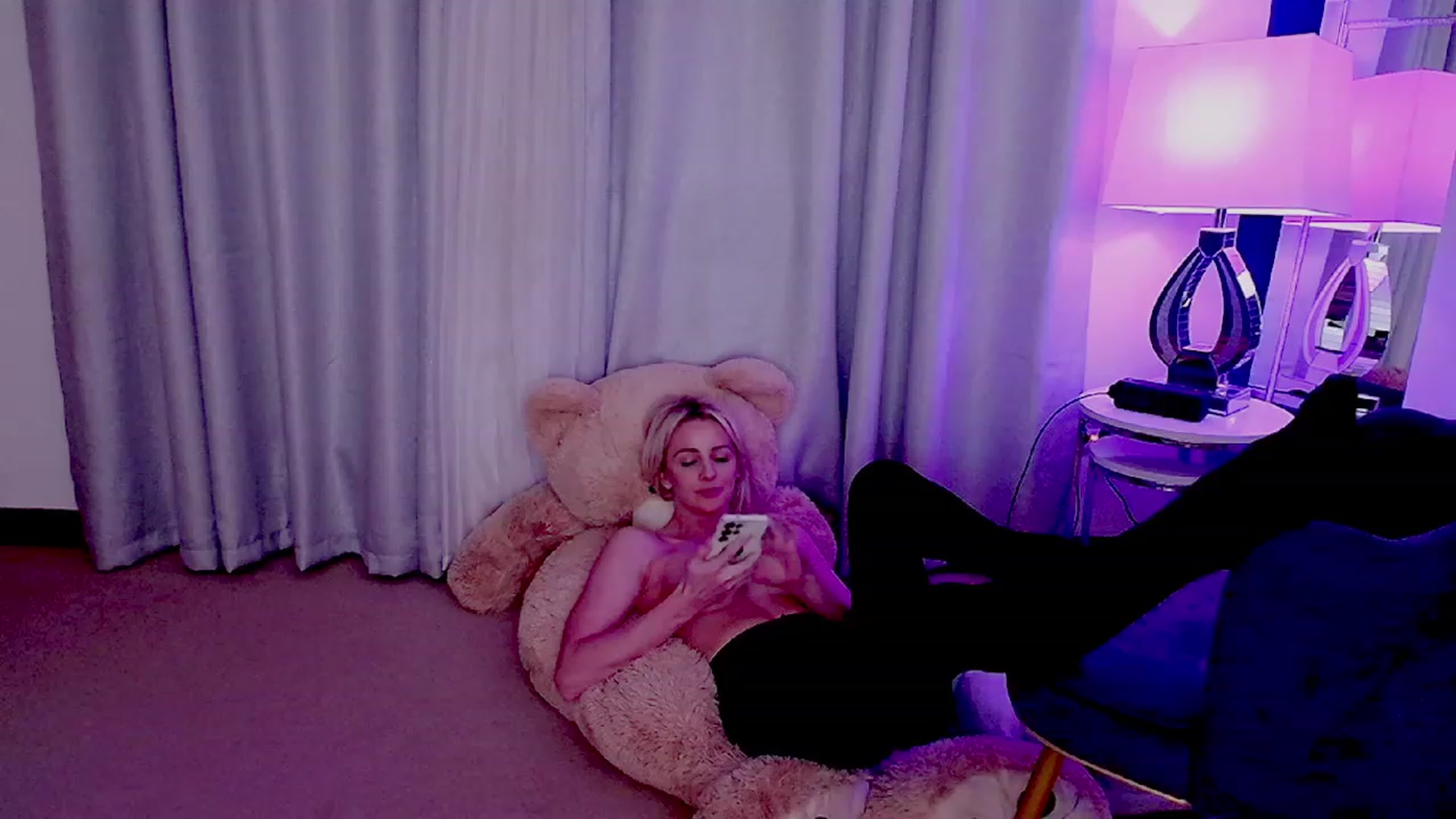 Gallery image thumbnail from SelinaRose's myfreecams stream on, 01/22/2024, 03:17 image 20 of 20