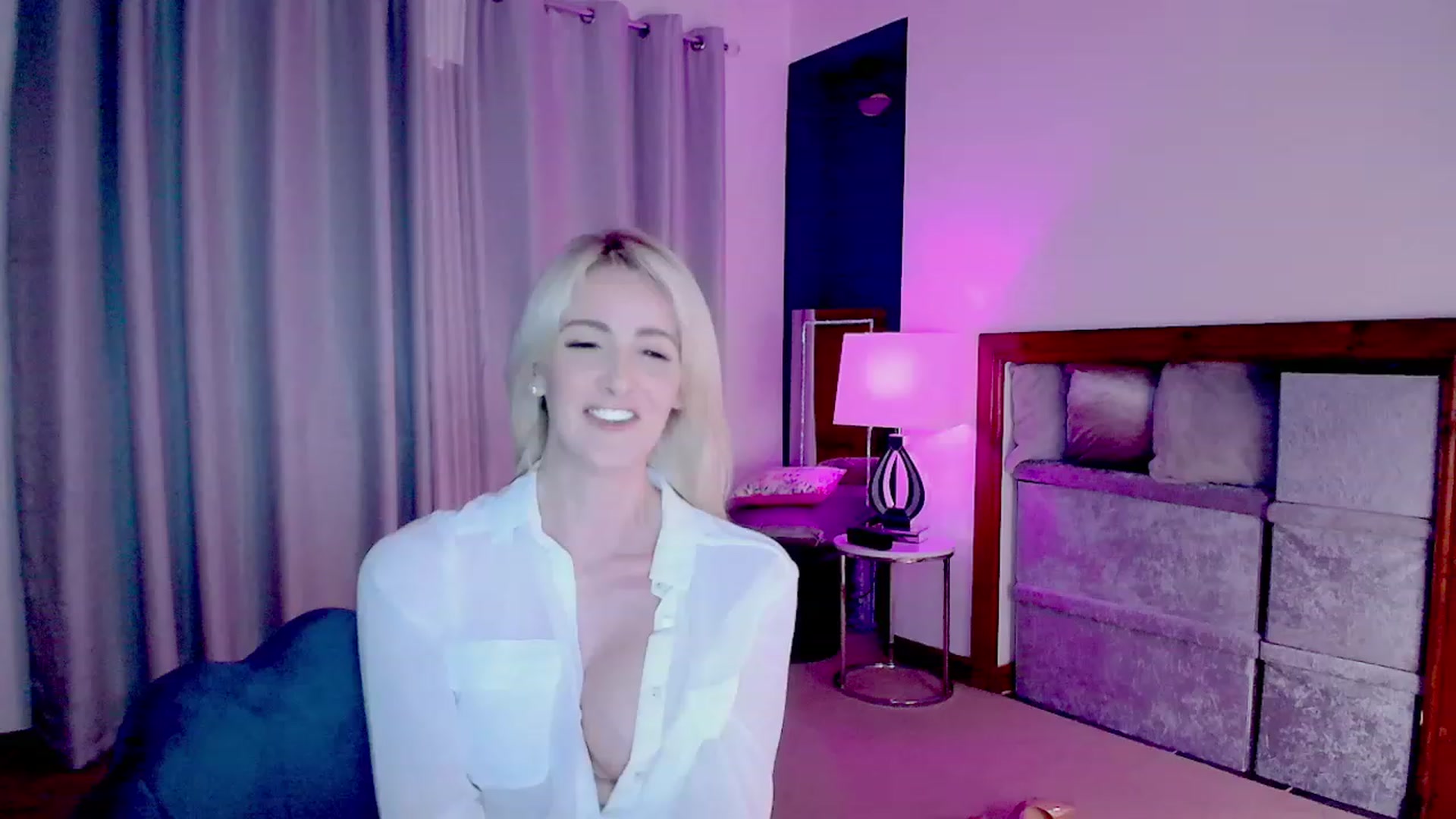 Gallery image thumbnail from SelinaRose's myfreecams stream on, 02/01/2024, 24:09 image 6 of 20