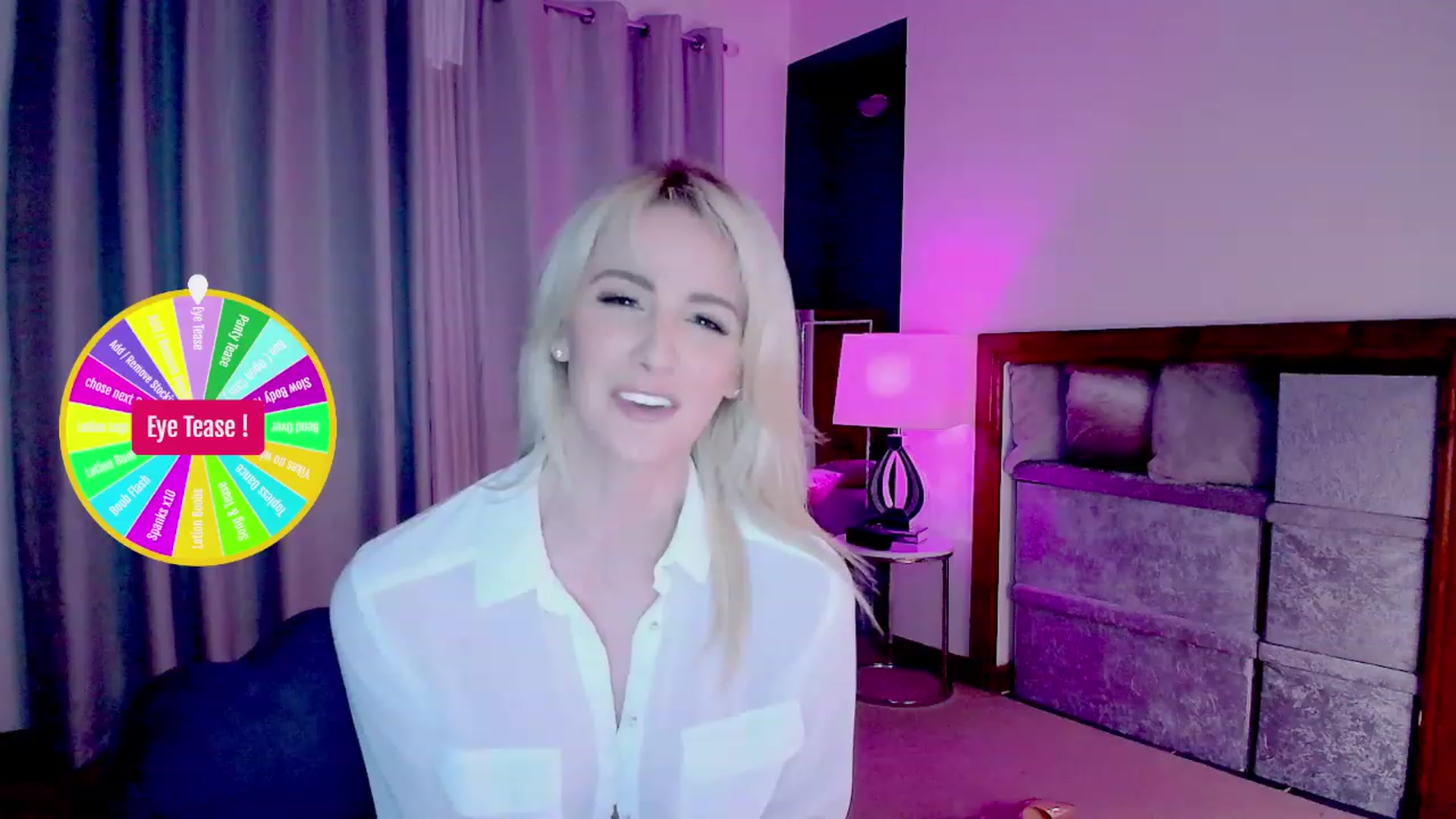 Gallery image thumbnail from SelinaRose's myfreecams stream on, 02/01/2024, 24:09 image 9 of 20